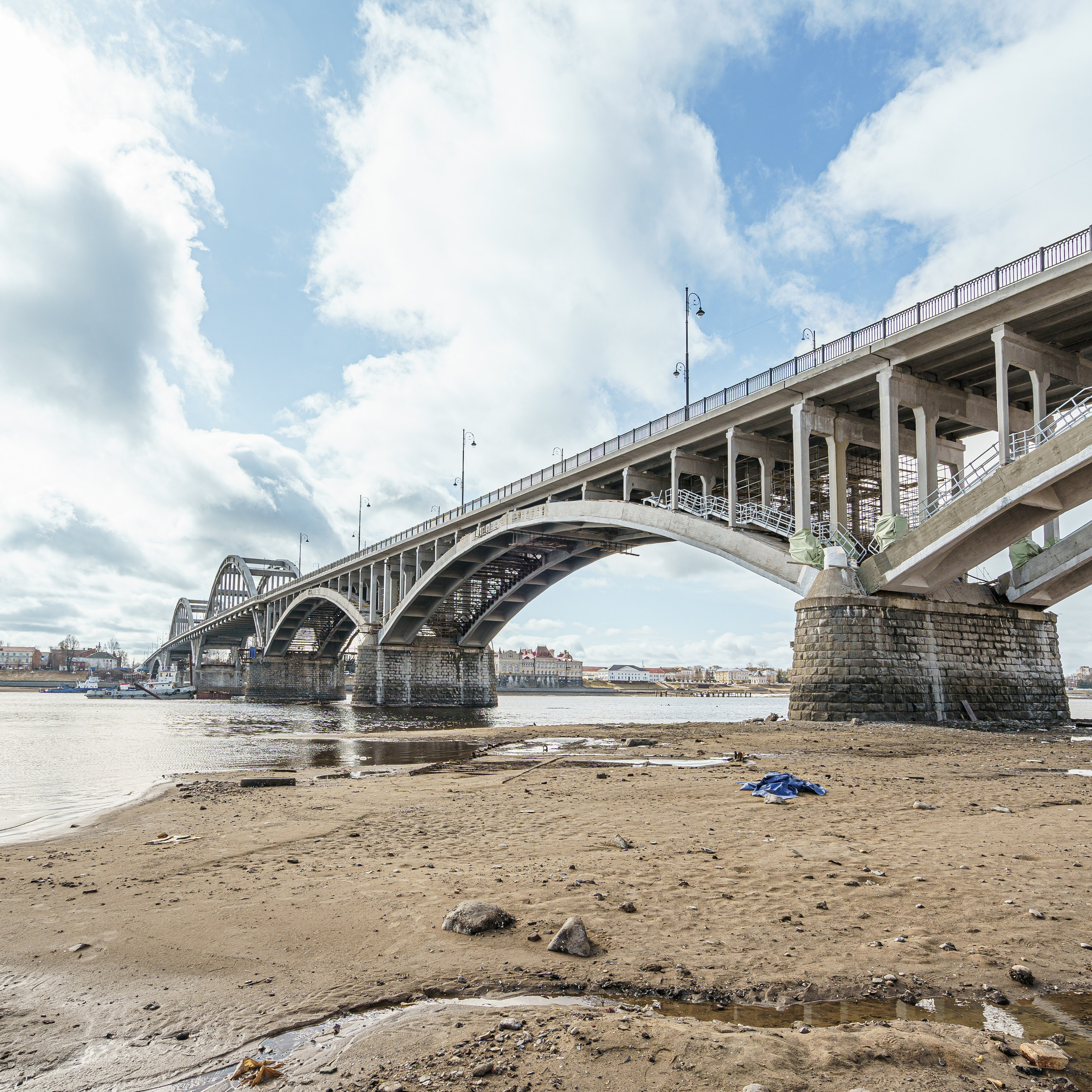 Волжский мост, рыбинск. Интерьерная съемка в Ярославле, Москве, Санкт-Петербурге