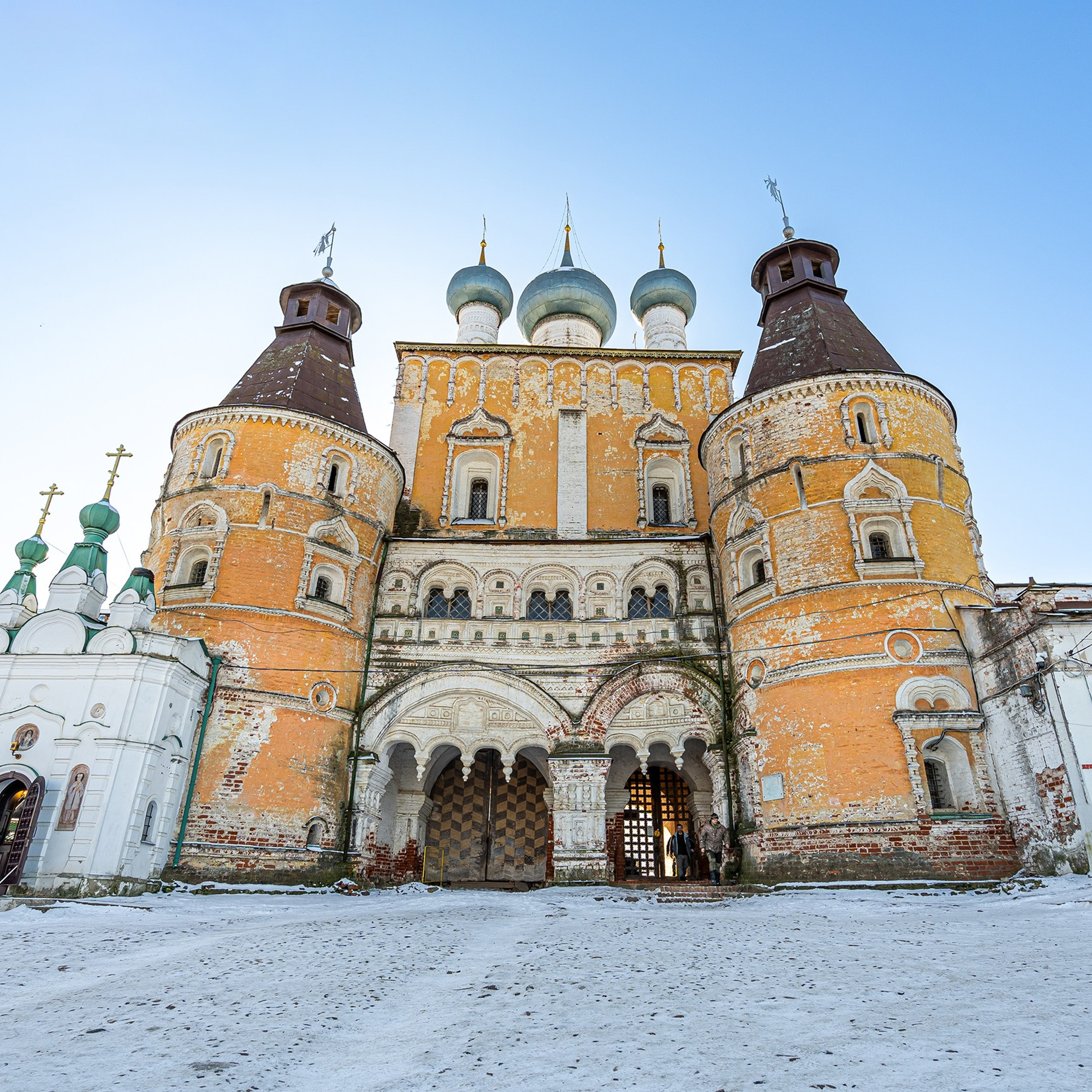 Фасады зданий. Интерьерная съемка в Ярославле, Москве, Санкт-Петербурге