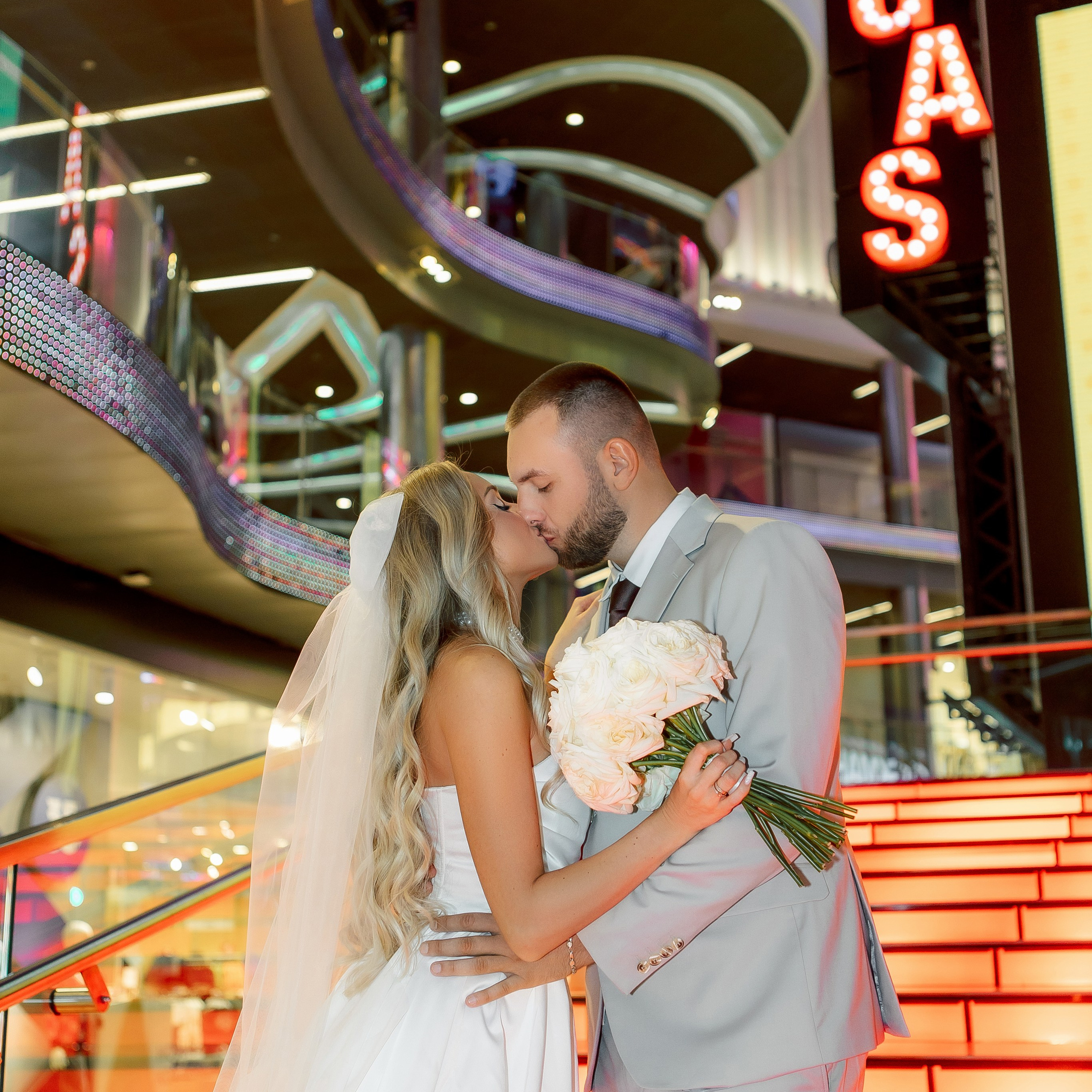 В&А (Свадьба в Вегасе)