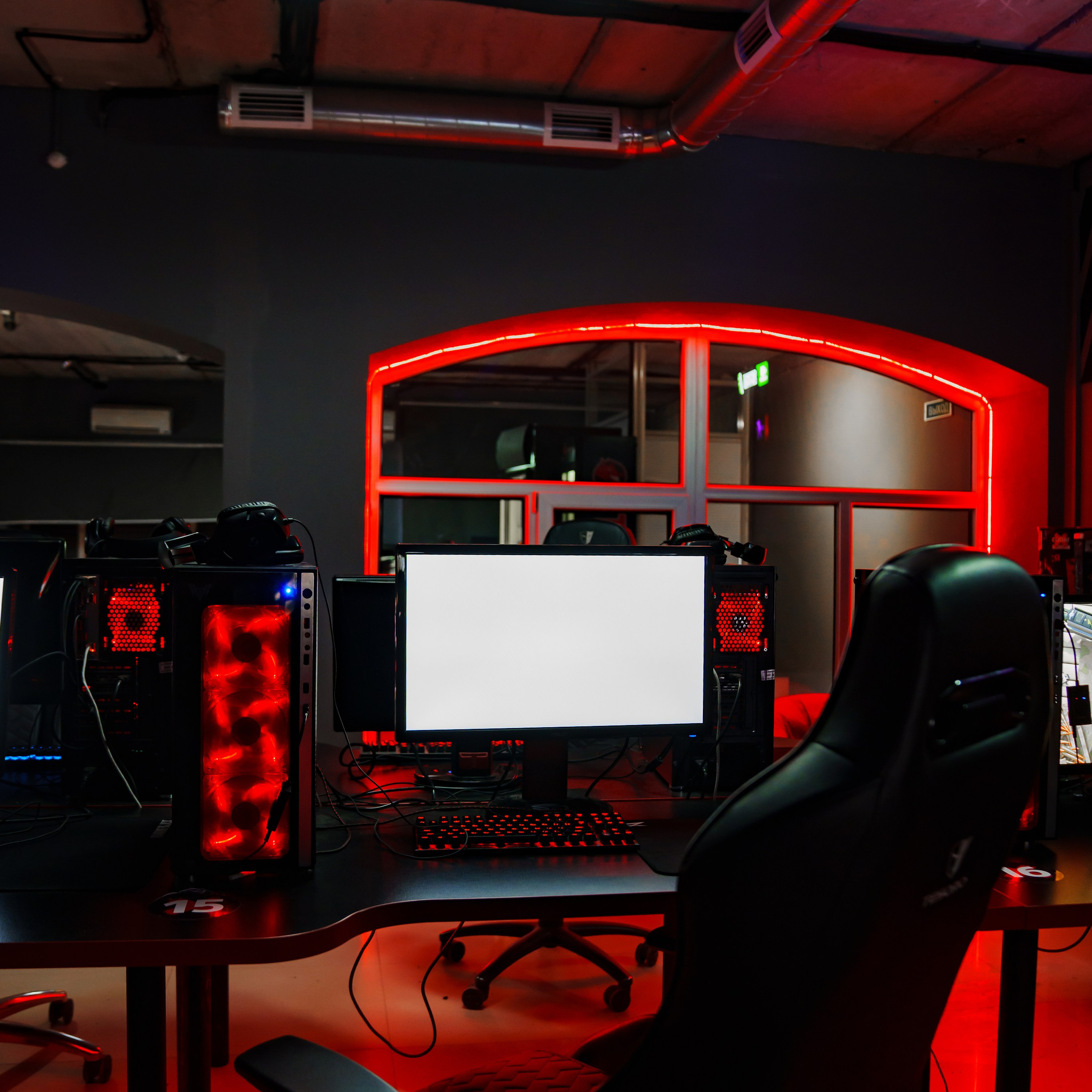 Фотосъёмка для бизнеса. Свадебный и семейный фотограф в Ростове-на-Дону. Андрей Сайфутдинов