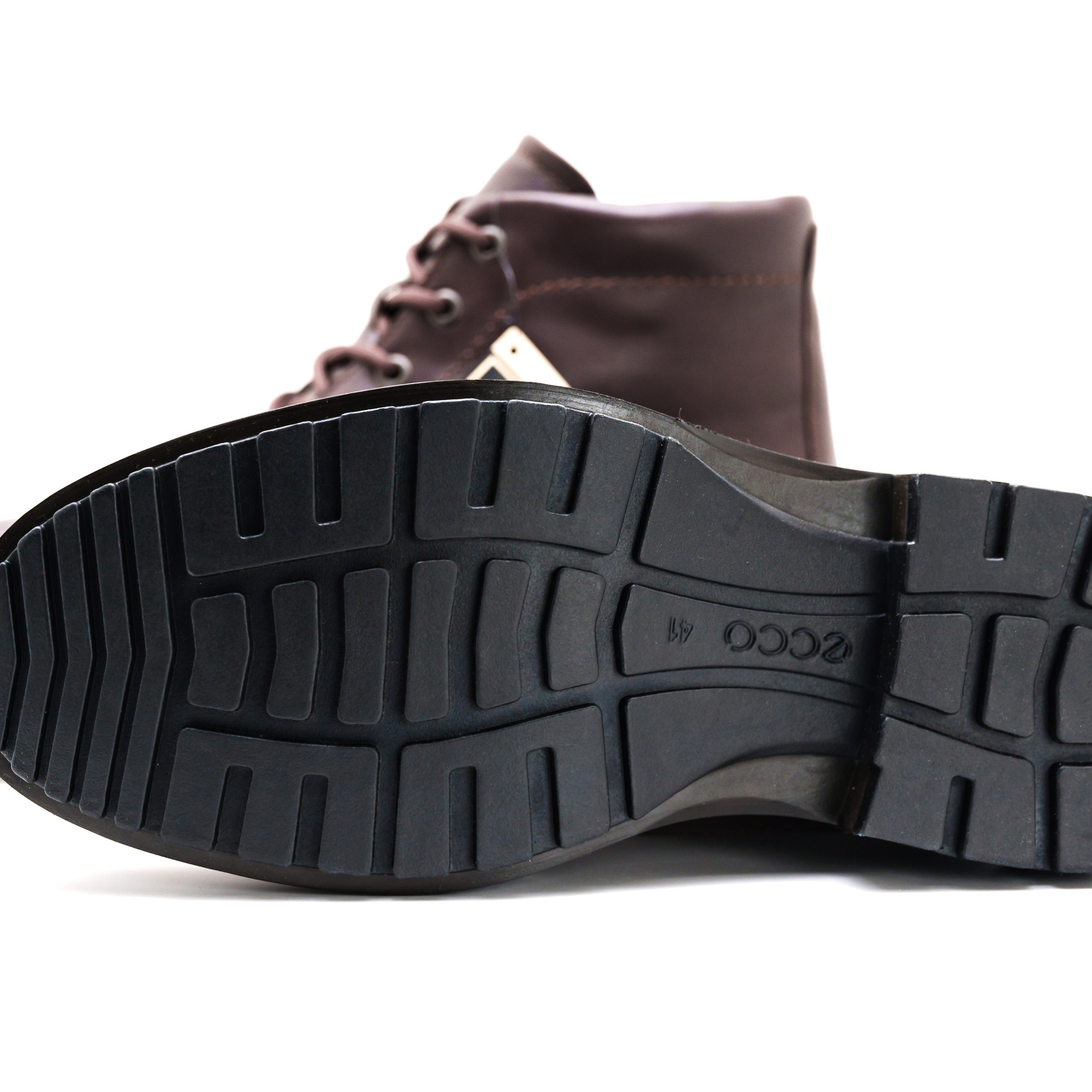 Предметная фотосъёмка обуви премиального бренда ECCO — профессиональная съёмка товаров. Свадебный и семейный фотограф в Ростове-на-Дону. Андрей Сайфутдинов