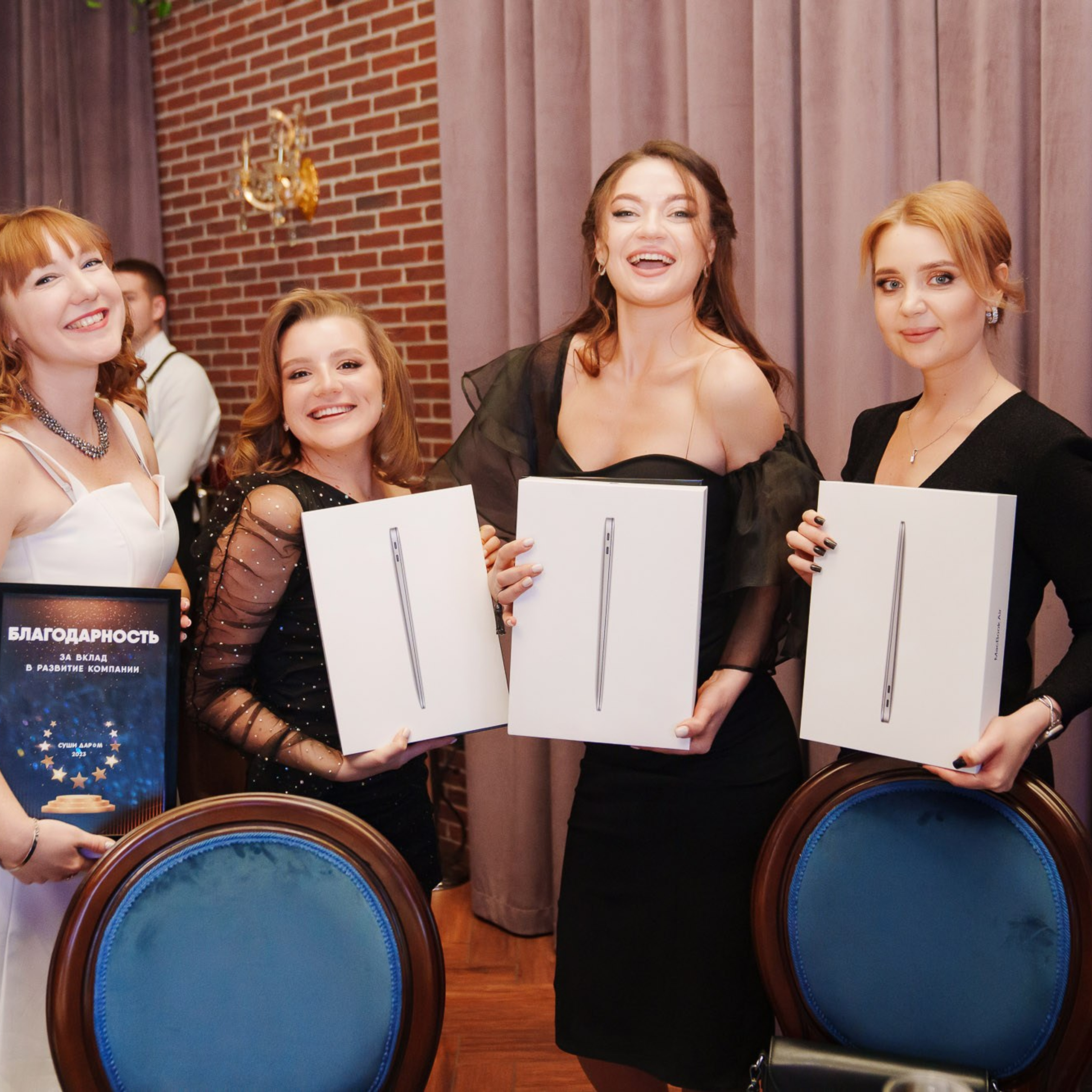 Корпоратив компании «Суши даром». Свадебный и семейный фотограф в Ростове-на-Дону. Андрей Сайфутдинов