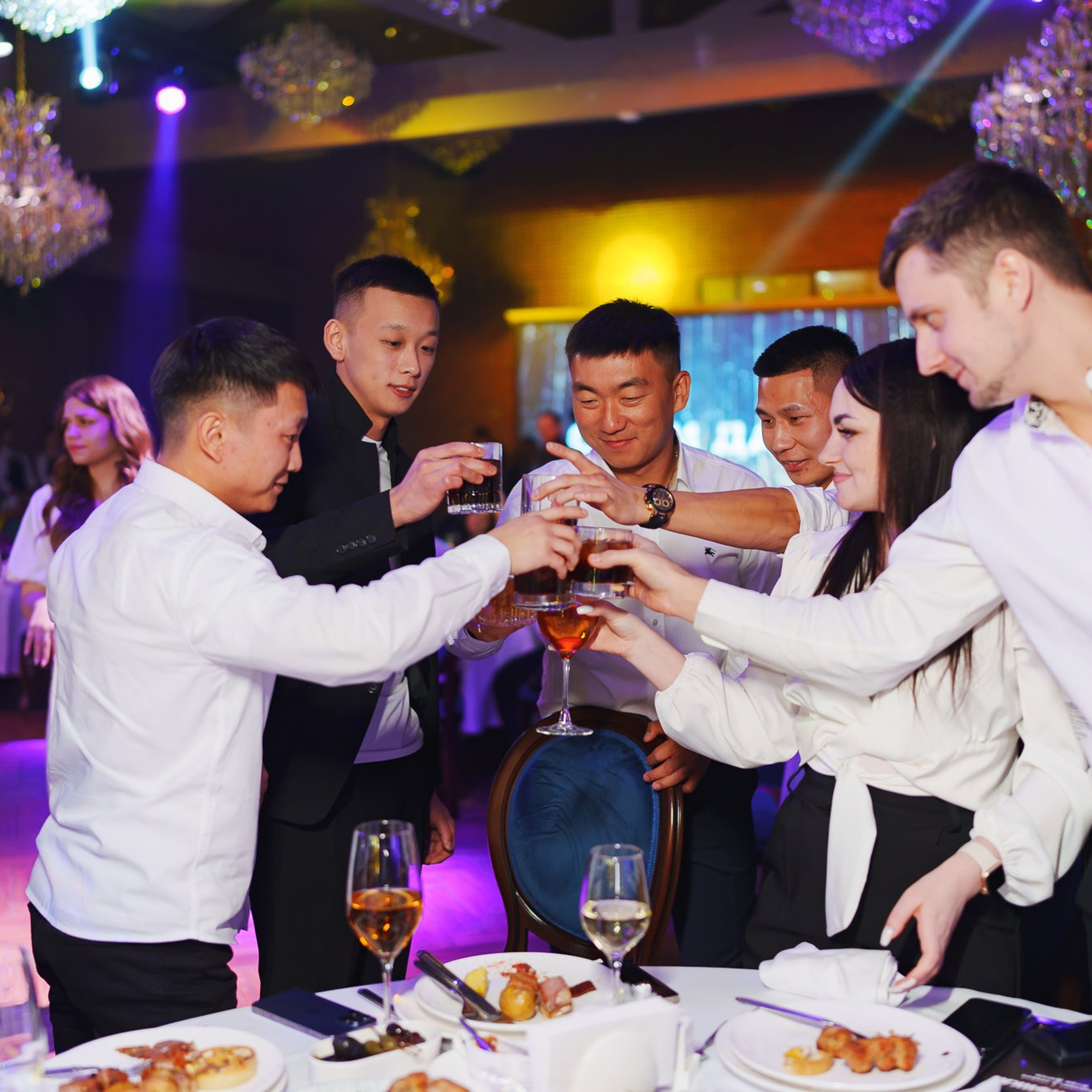 Корпоратив компании «Суши даром». Свадебный и семейный фотограф в Ростове-на-Дону. Андрей Сайфутдинов