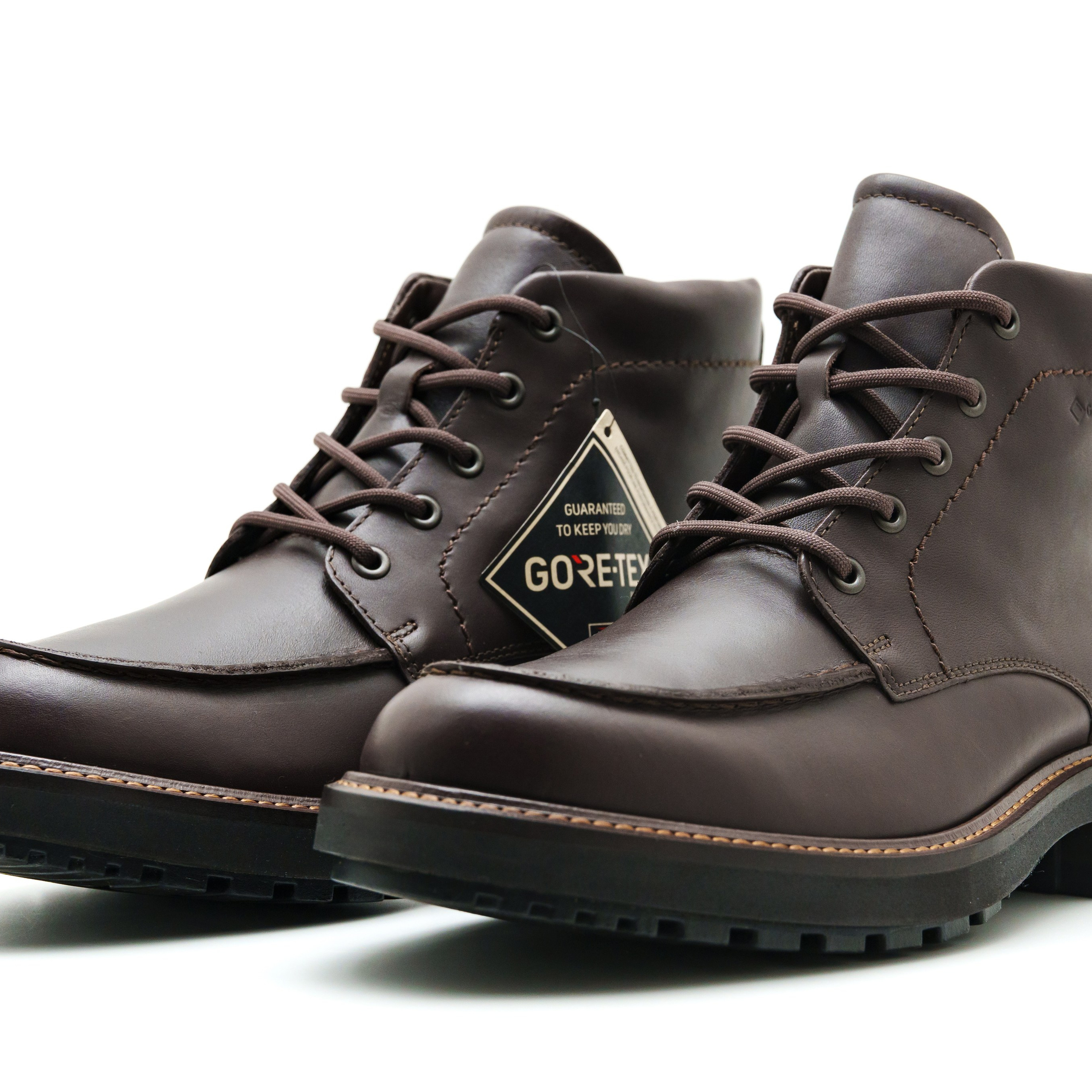 Предметная фотосъёмка обуви премиального бренда ECCO — профессиональная съёмка товаров. Свадебный и семейный фотограф в Ростове-на-Дону. Андрей Сайфутдинов