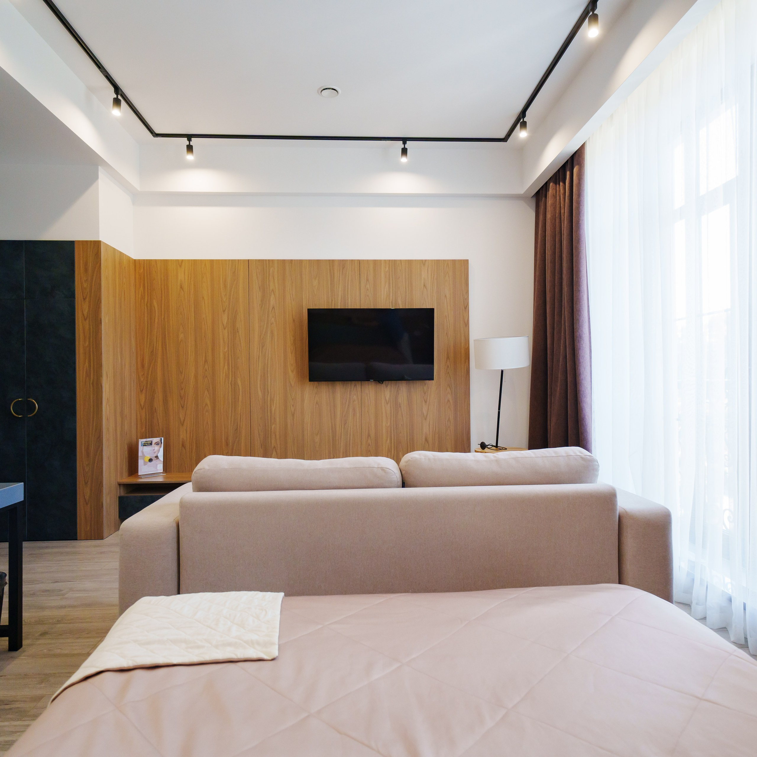 Мини-фотоотчёты фотосессий и фоторепортажных съёмок. Свадебный и семейный фотограф в Ростове-на-Дону. Андрей Сайфутдинов