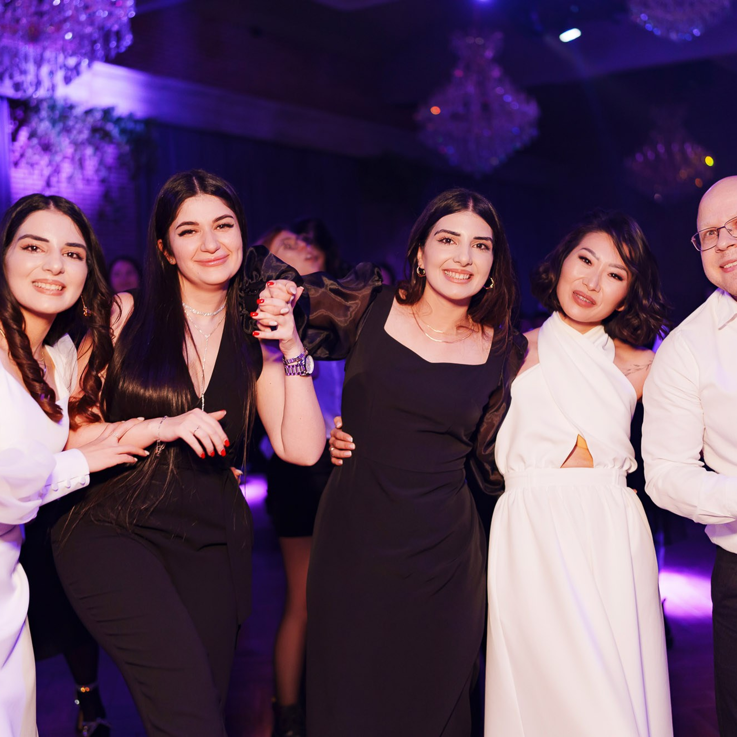 Корпоратив компании «Суши даром». Свадебный и семейный фотограф в Ростове-на-Дону. Андрей Сайфутдинов