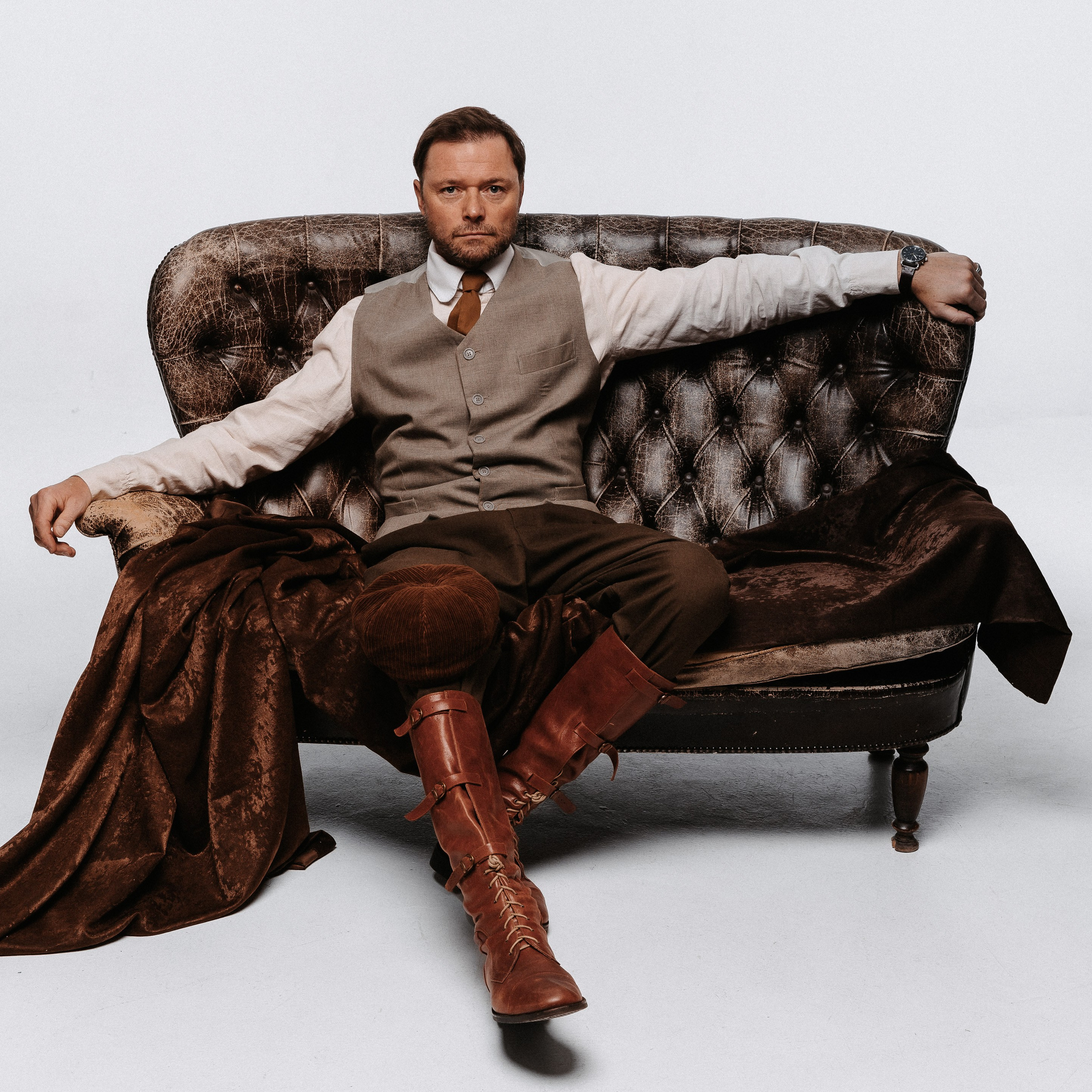 Студия. Мужской портрет