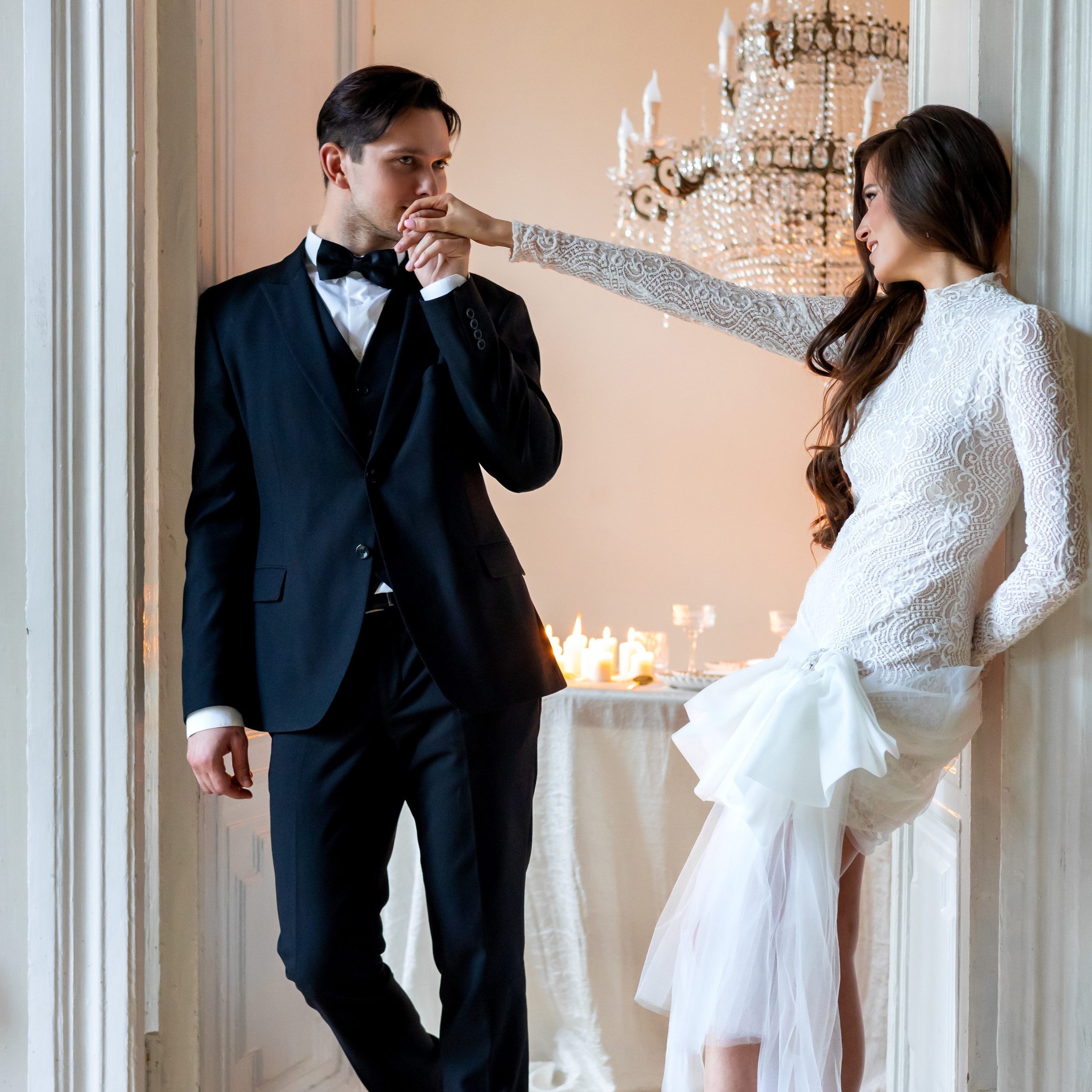 Руслан и Александра. Свадебная фотосессия в студии