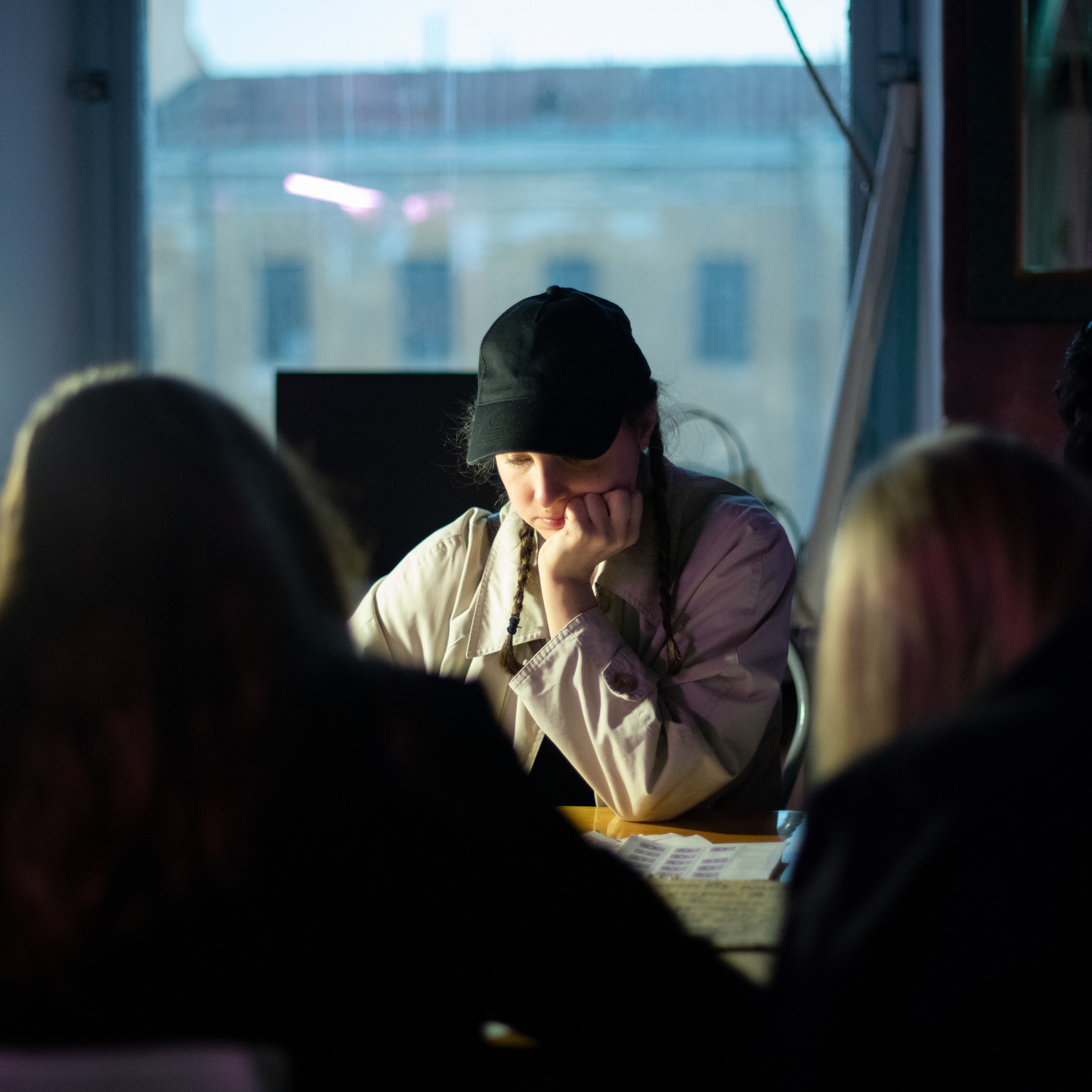 Выставка — перформанс «Мам, я дома!». Фотограф Светлана Амирханова