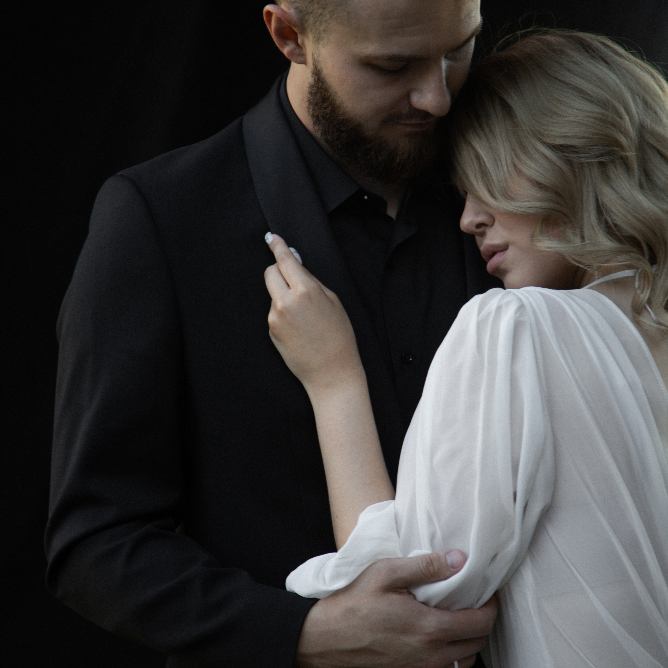 Максим и Аделя — свадьба за городом