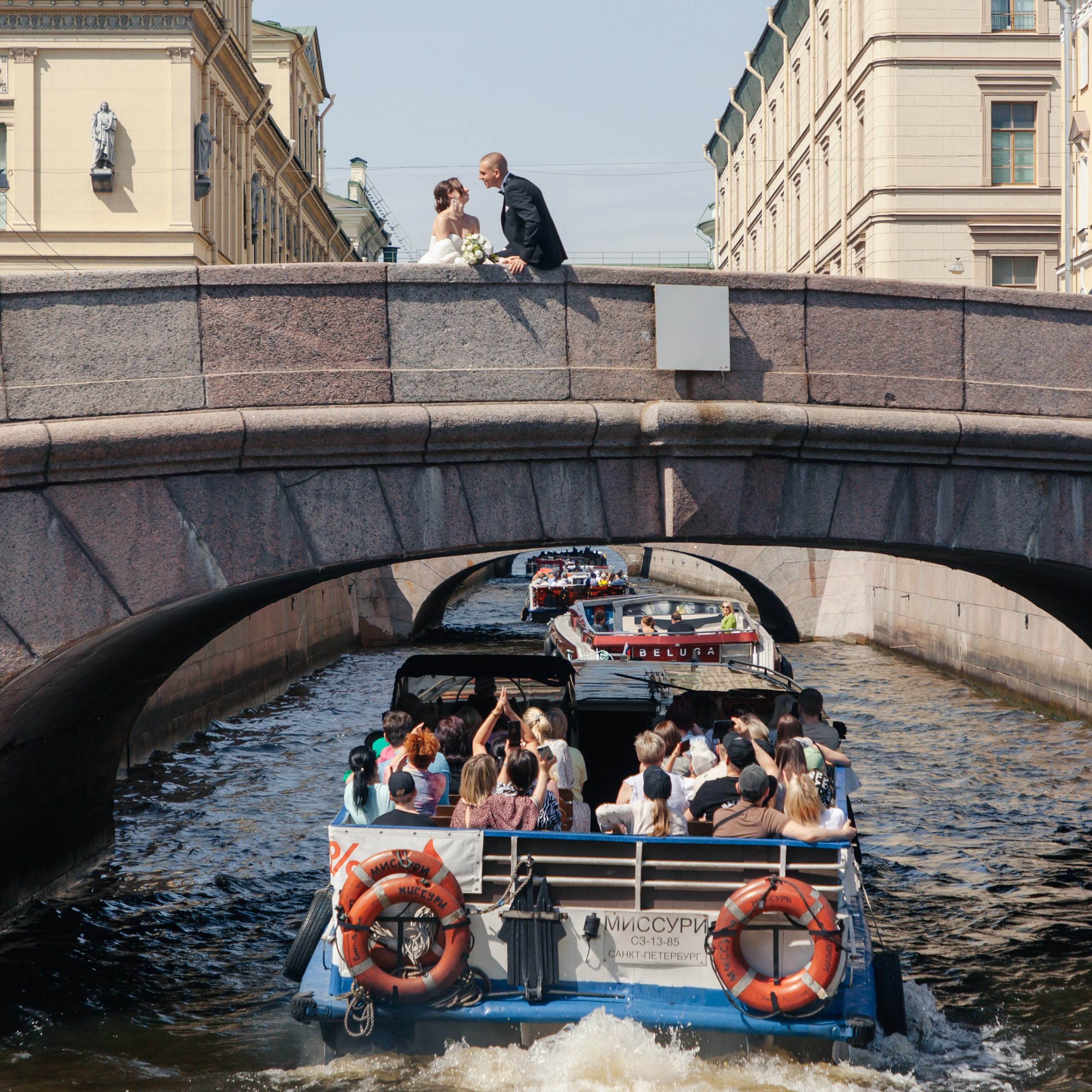 Отзывы на работу. Фотограф крещение венчание в Петербурге! Помогает подобрать храм и посоветовал душевного батюшку в СПб
