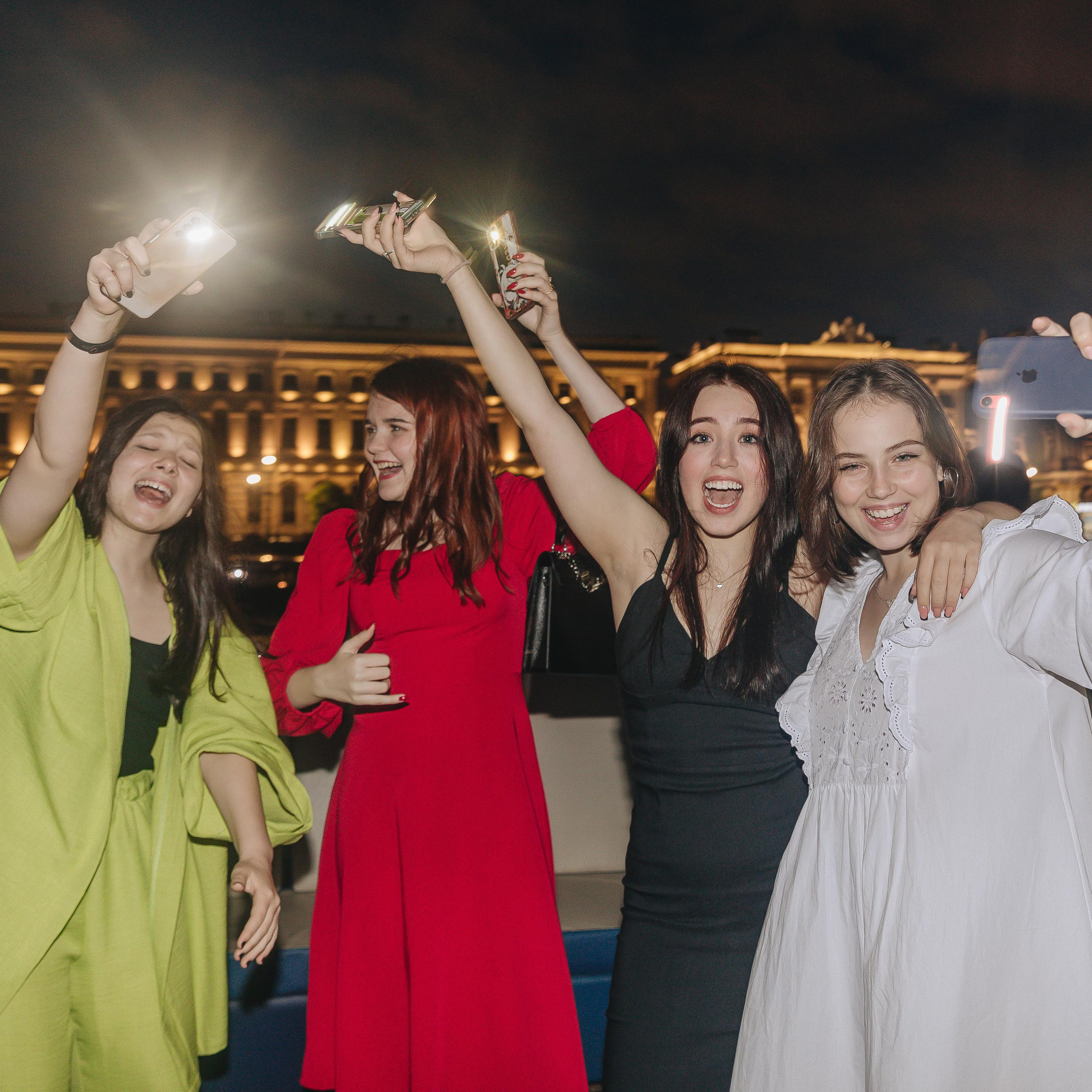 Выпускной на кораблике