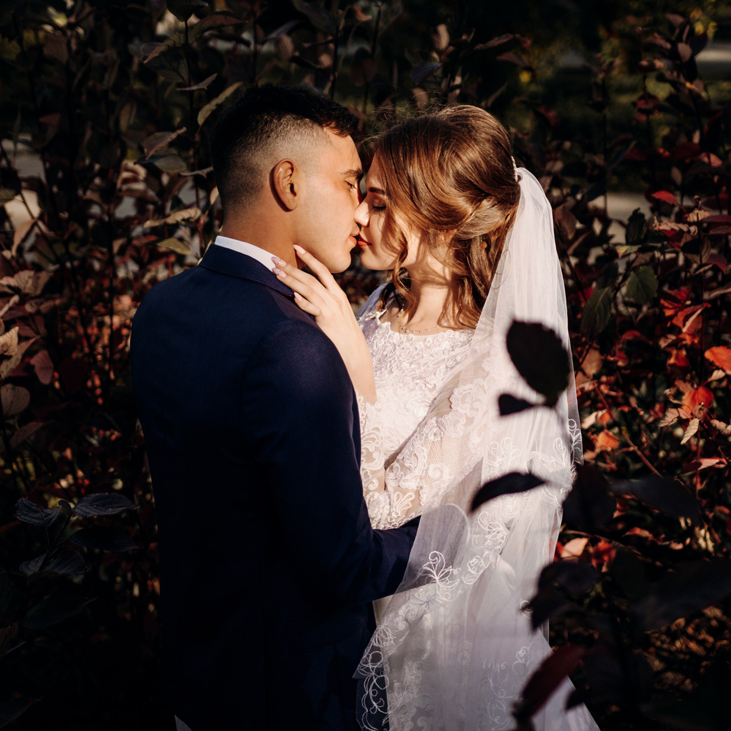 Свадебная фотография на закате