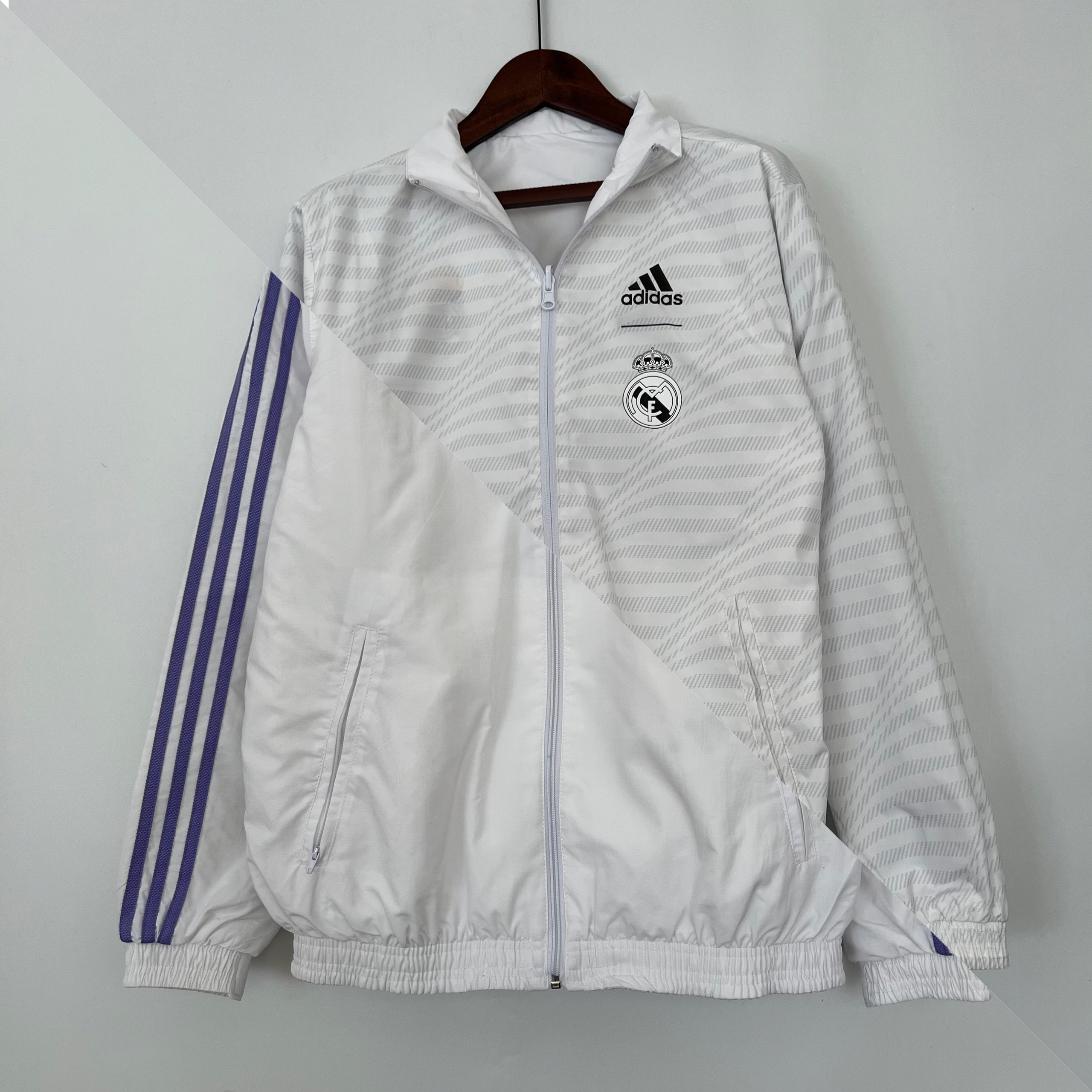 Футбольные куртки купить по выгодной цене. Футбольный магазин — ssw_magazin