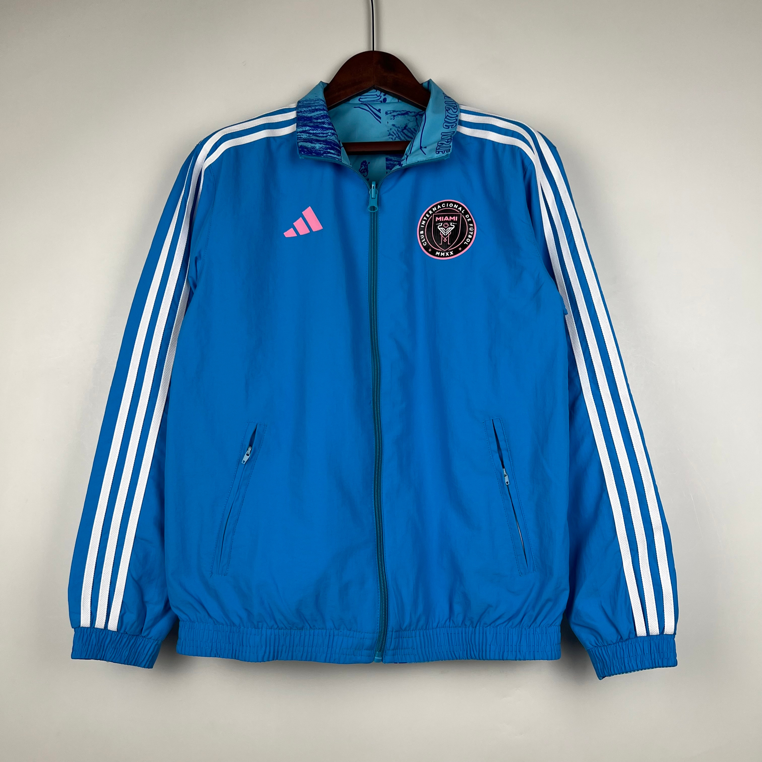 Футбольные куртки купить по выгодной цене. Футбольный магазин — ssw_magazin