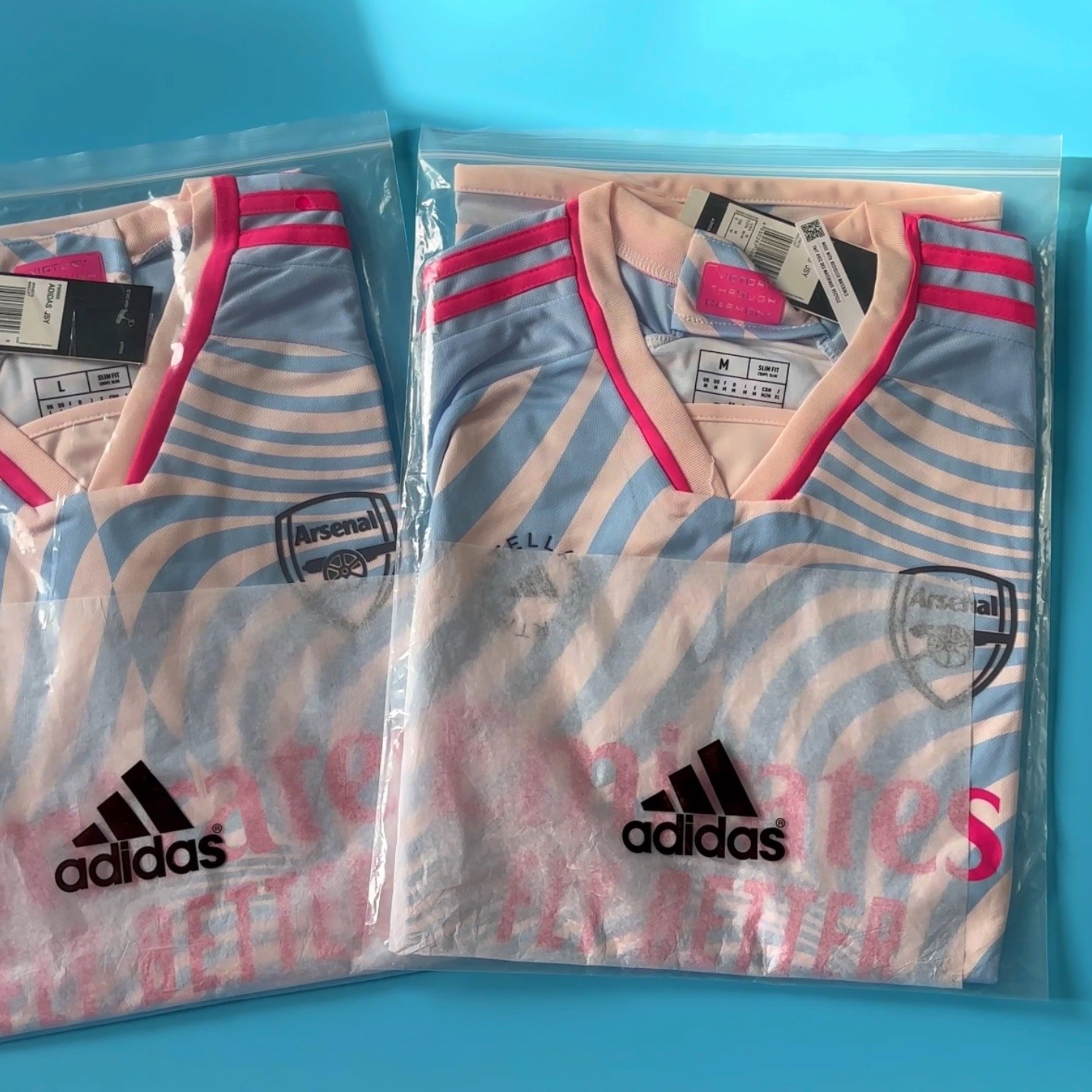 Видео обзор на футболку Manchester City 2021-2022. Футбольный магазин — ssw_magazin