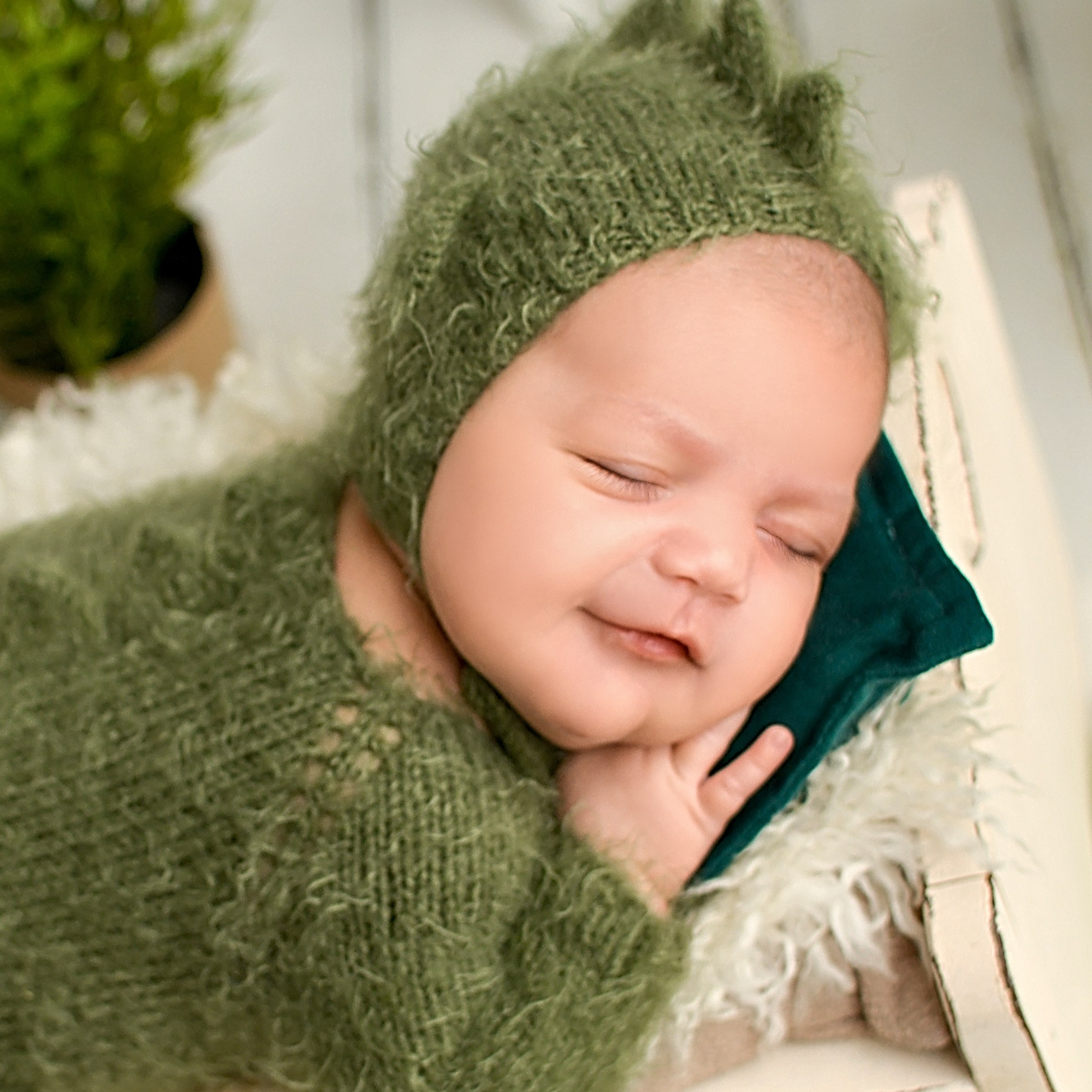 Артём 1 месяц