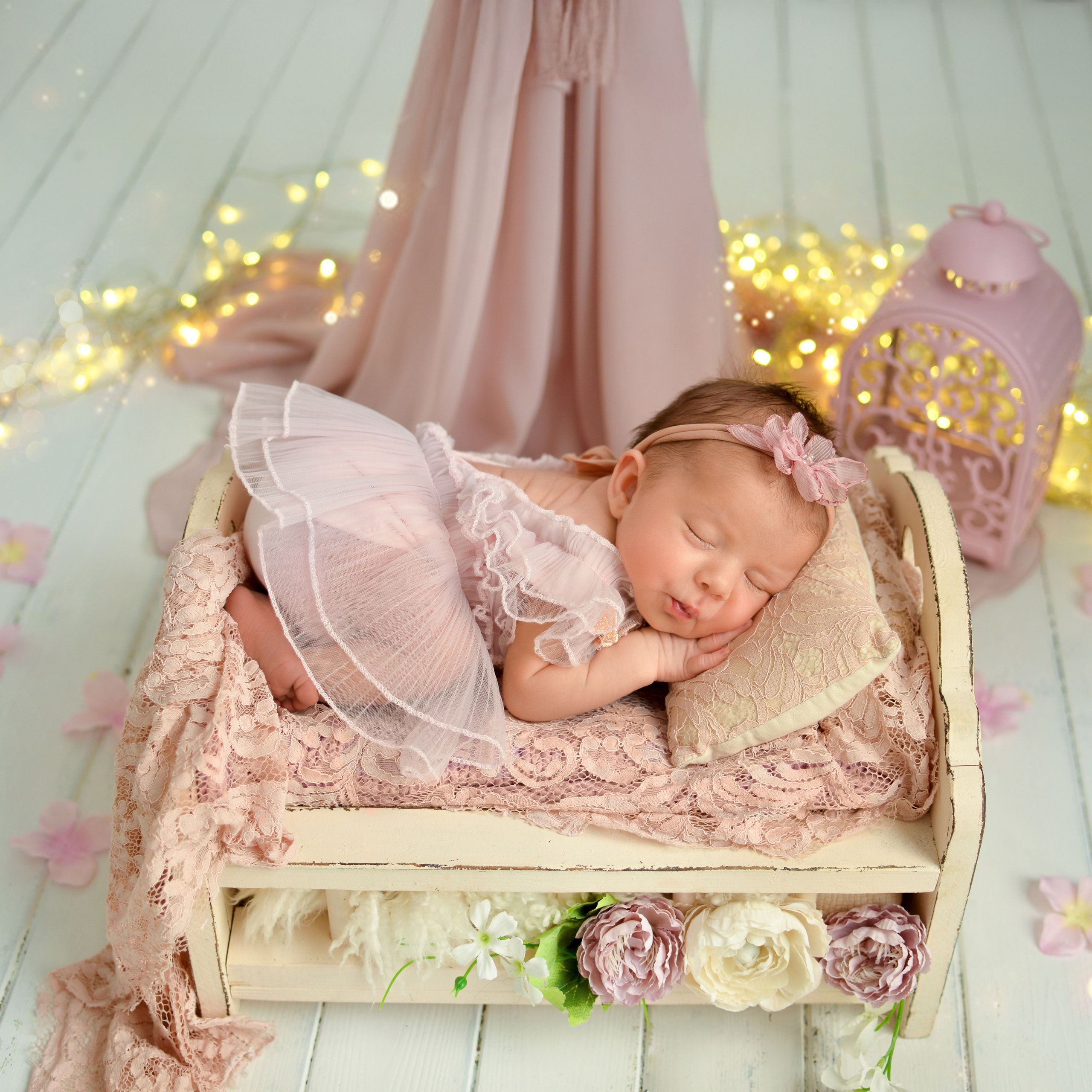 Аделина 7 дней