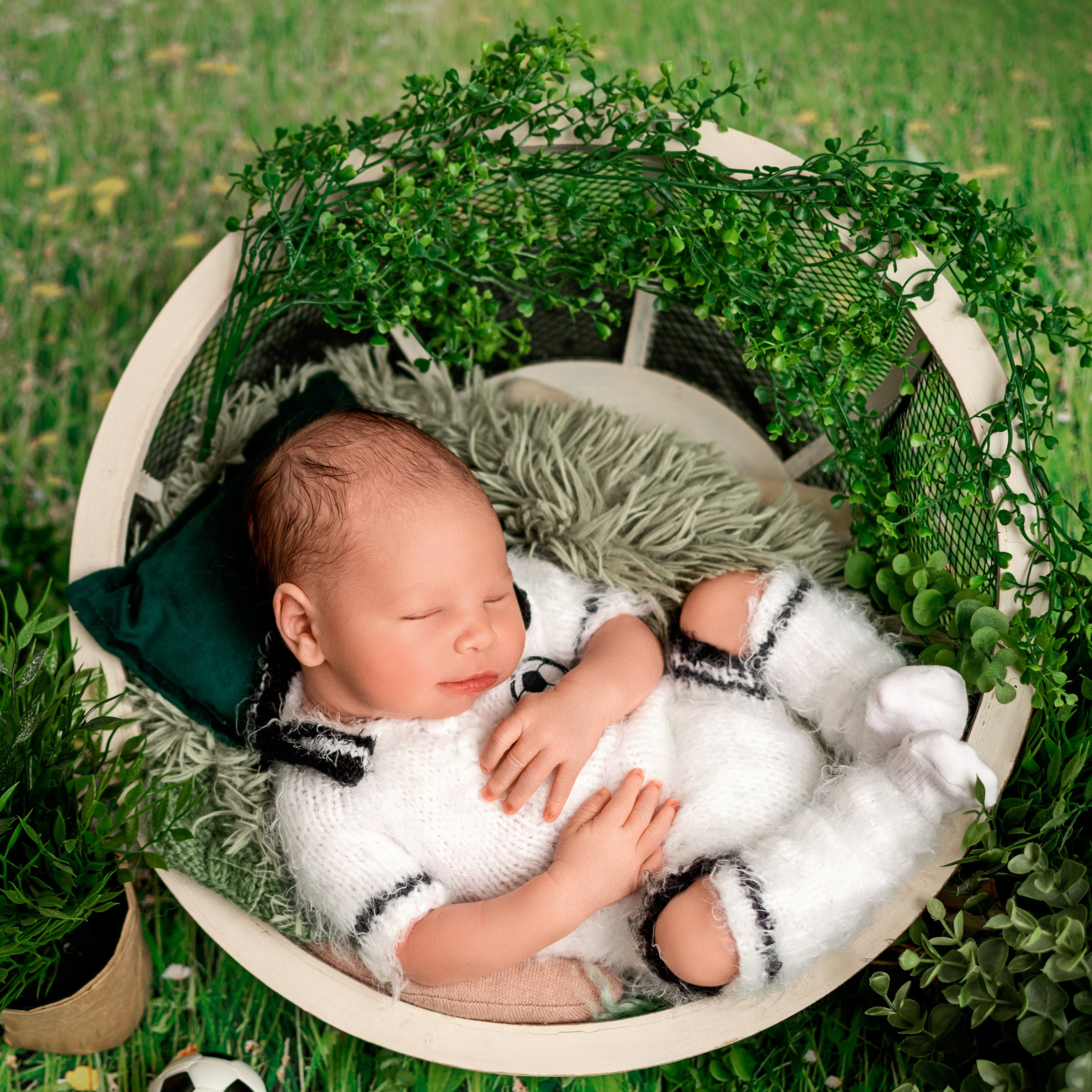 Назар 7 дней