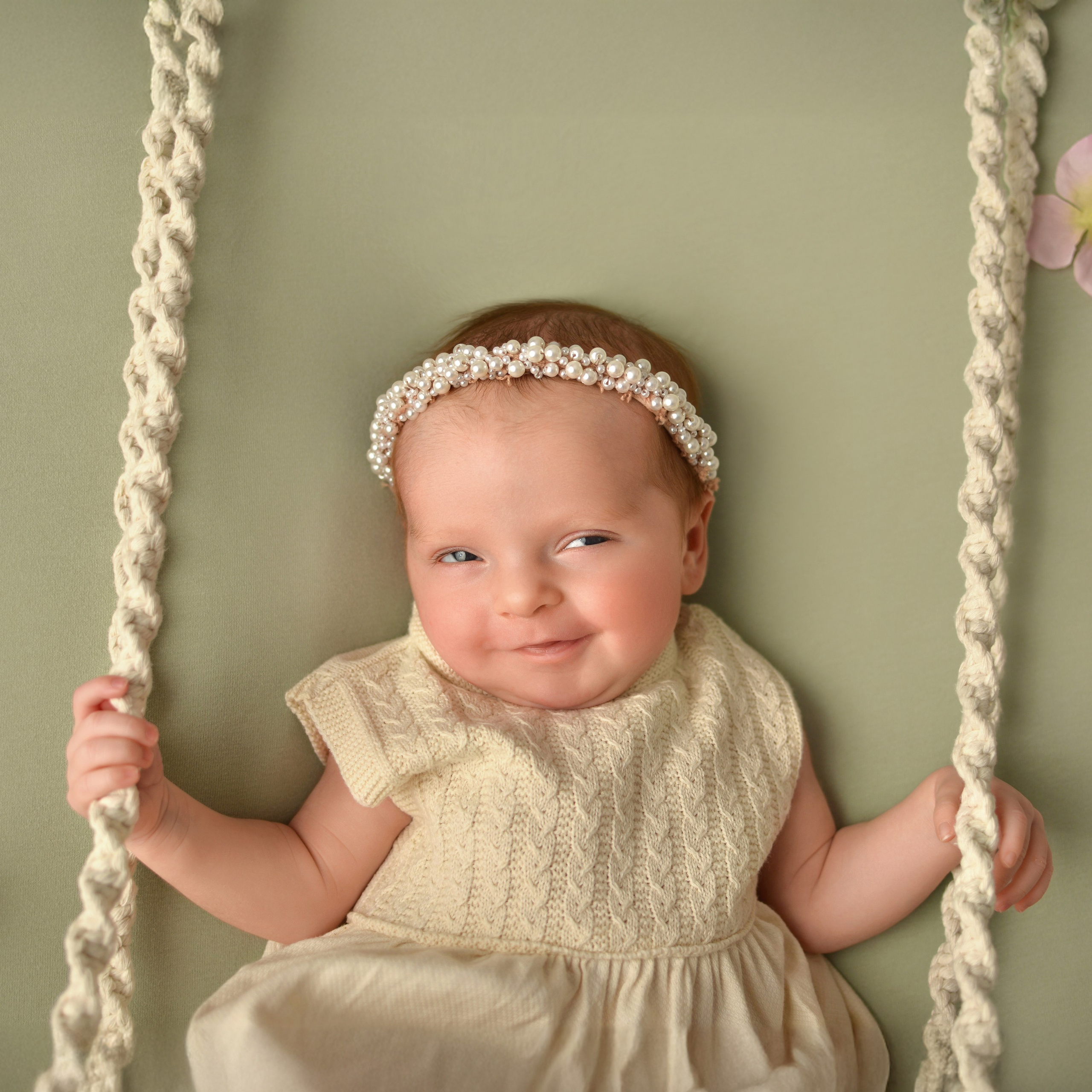 Оливия 1 месяц