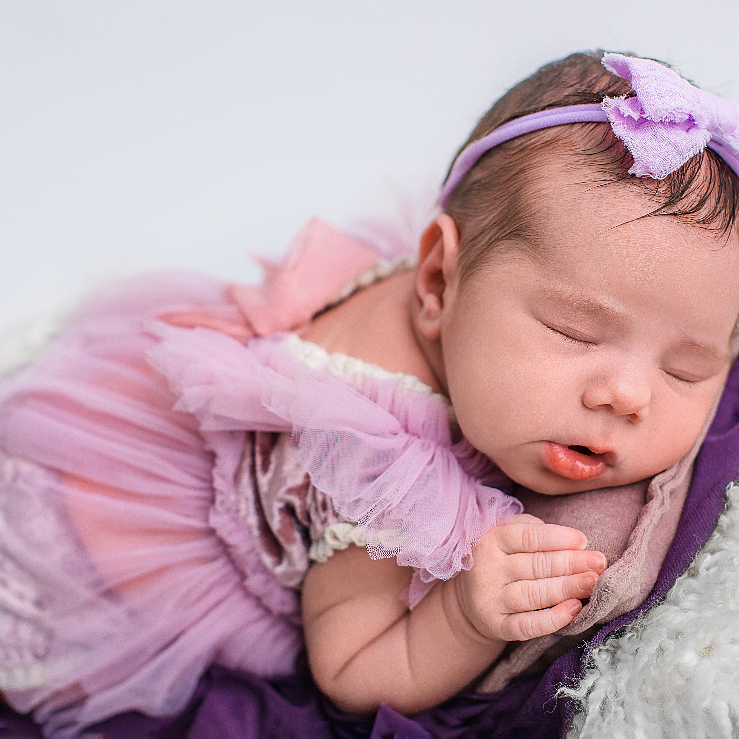 Мирослава 16 дней