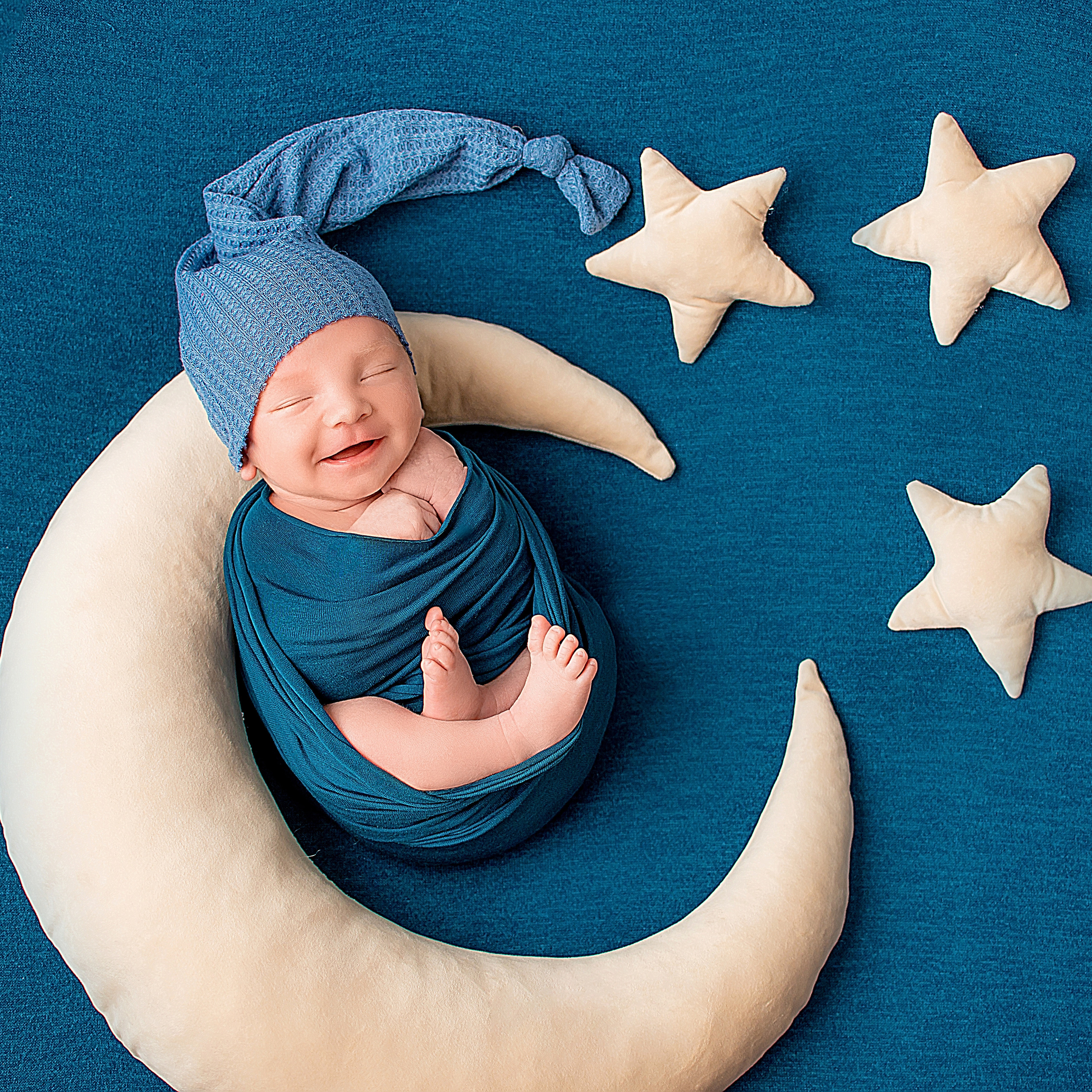 Максим 9 дней