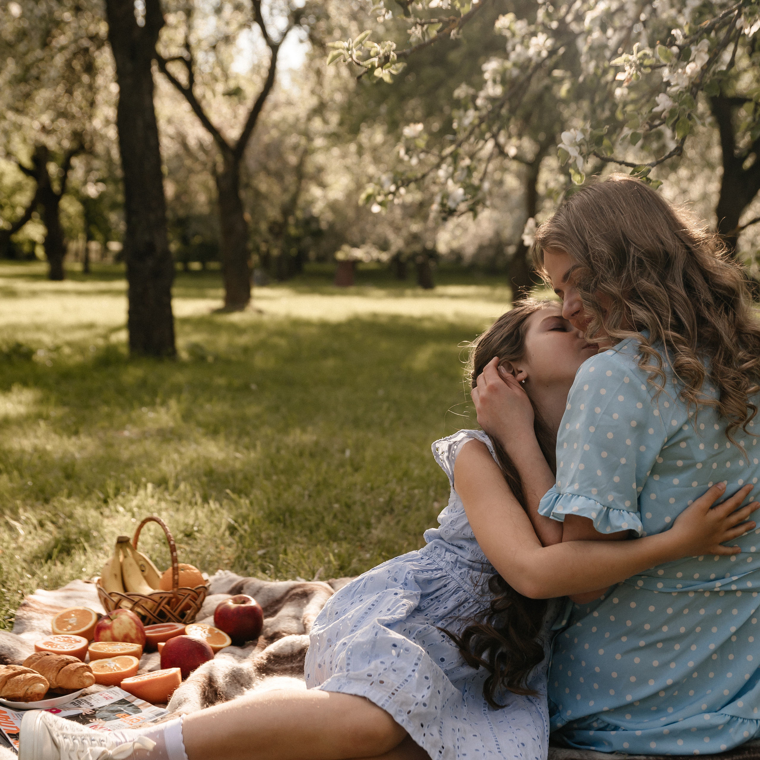 Виктория и Милана