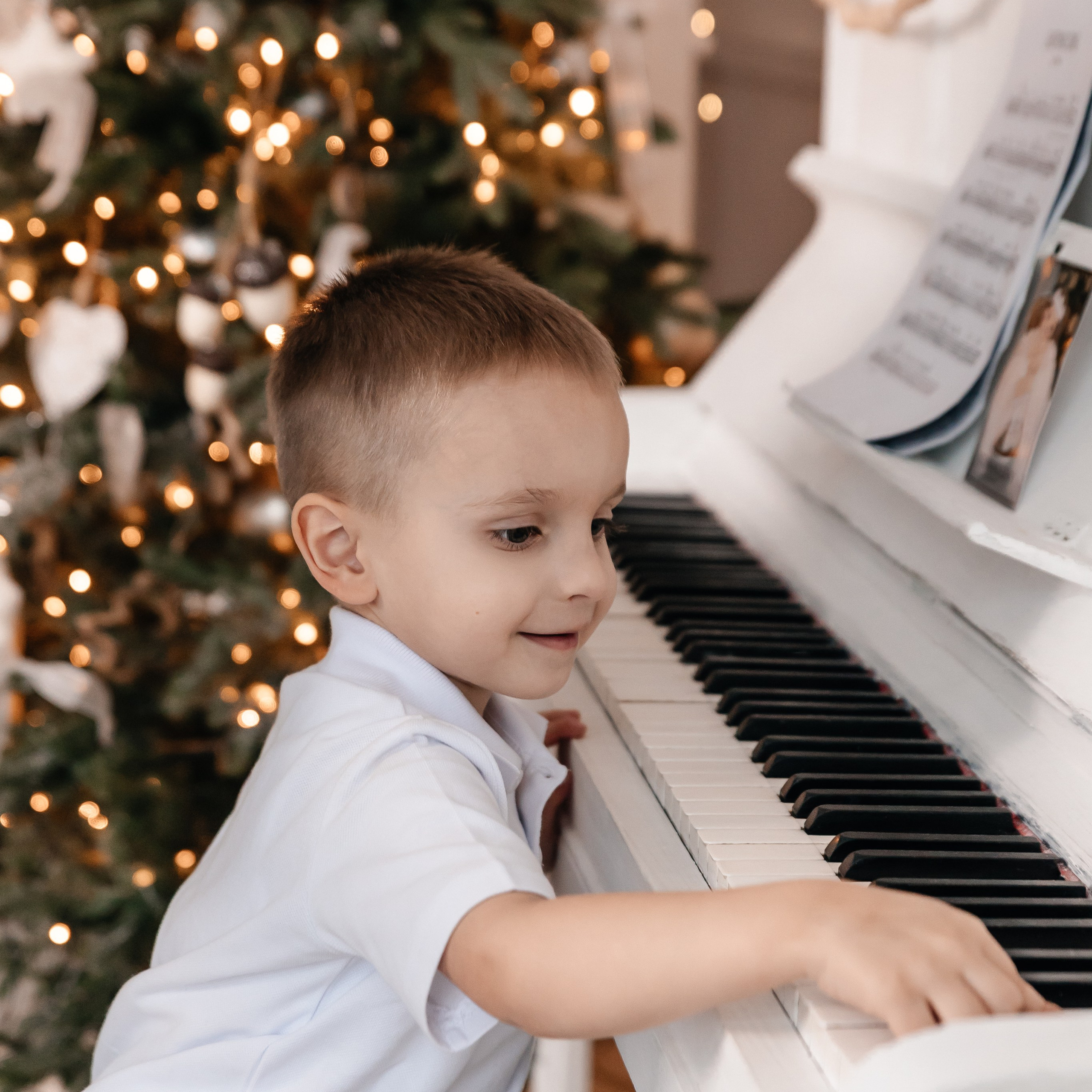 Кристина, Павел, Святослав, Елисей