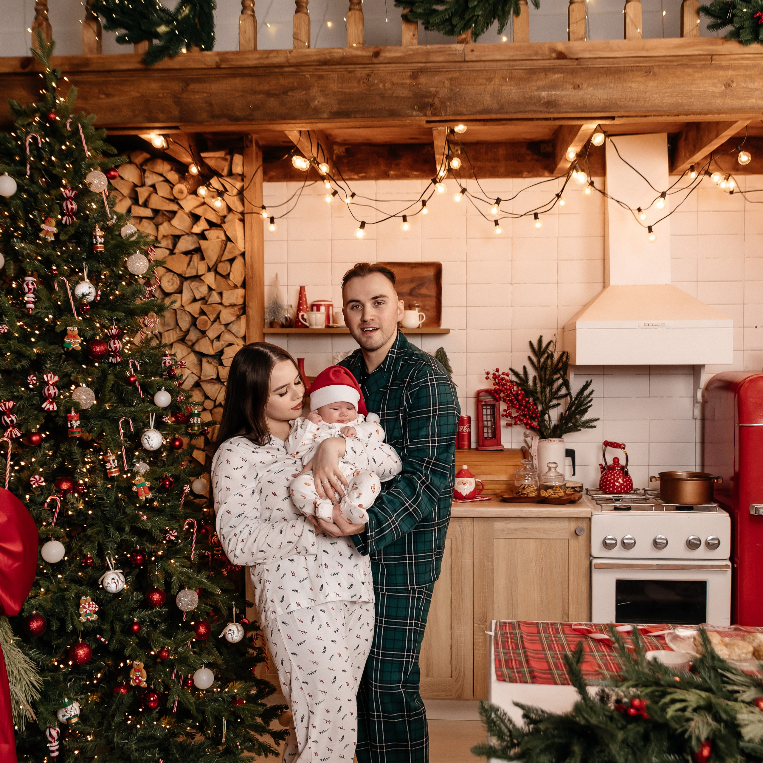 Ксюша, Юра и&nbsp;Ясмина