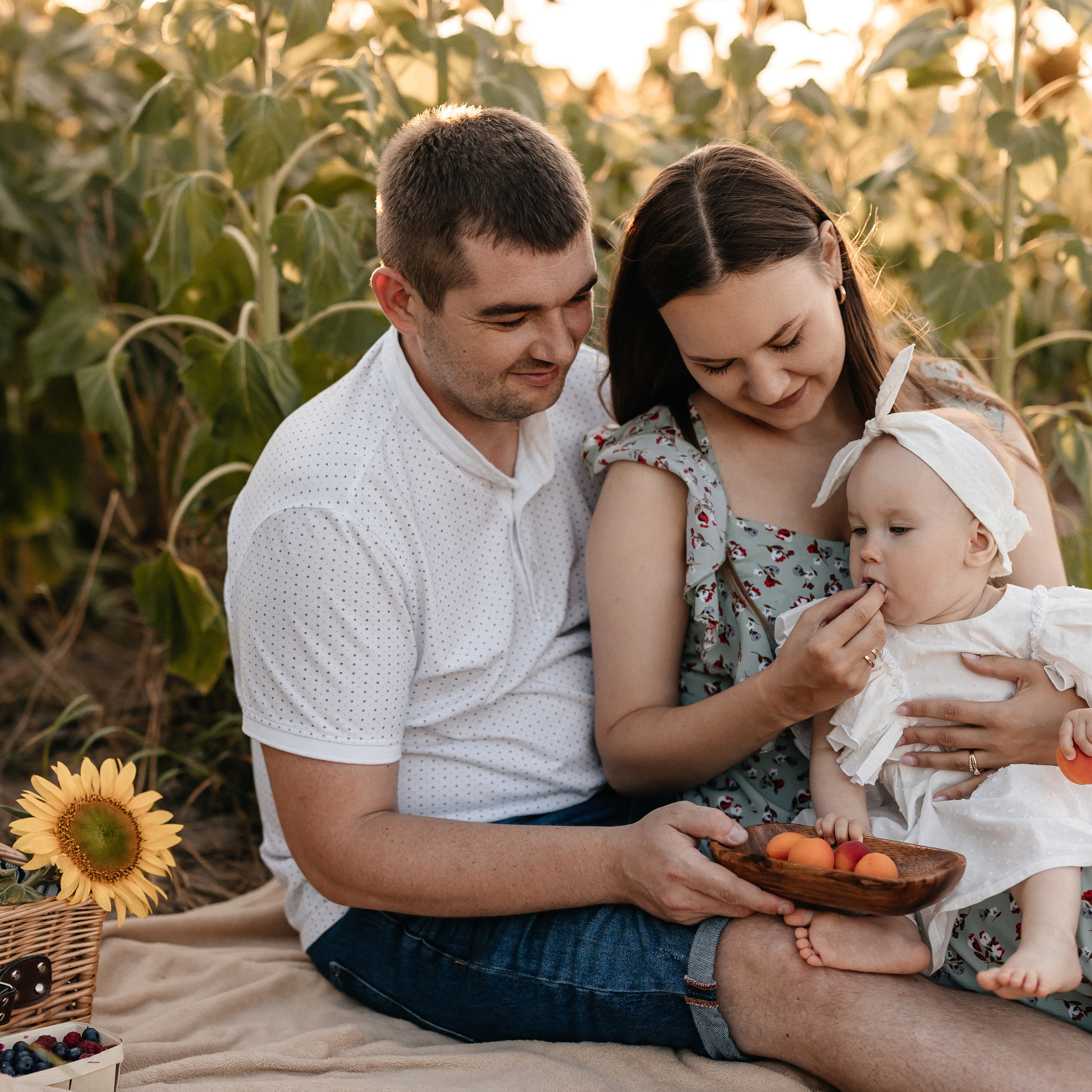 Наталья, Артем и Ксюша