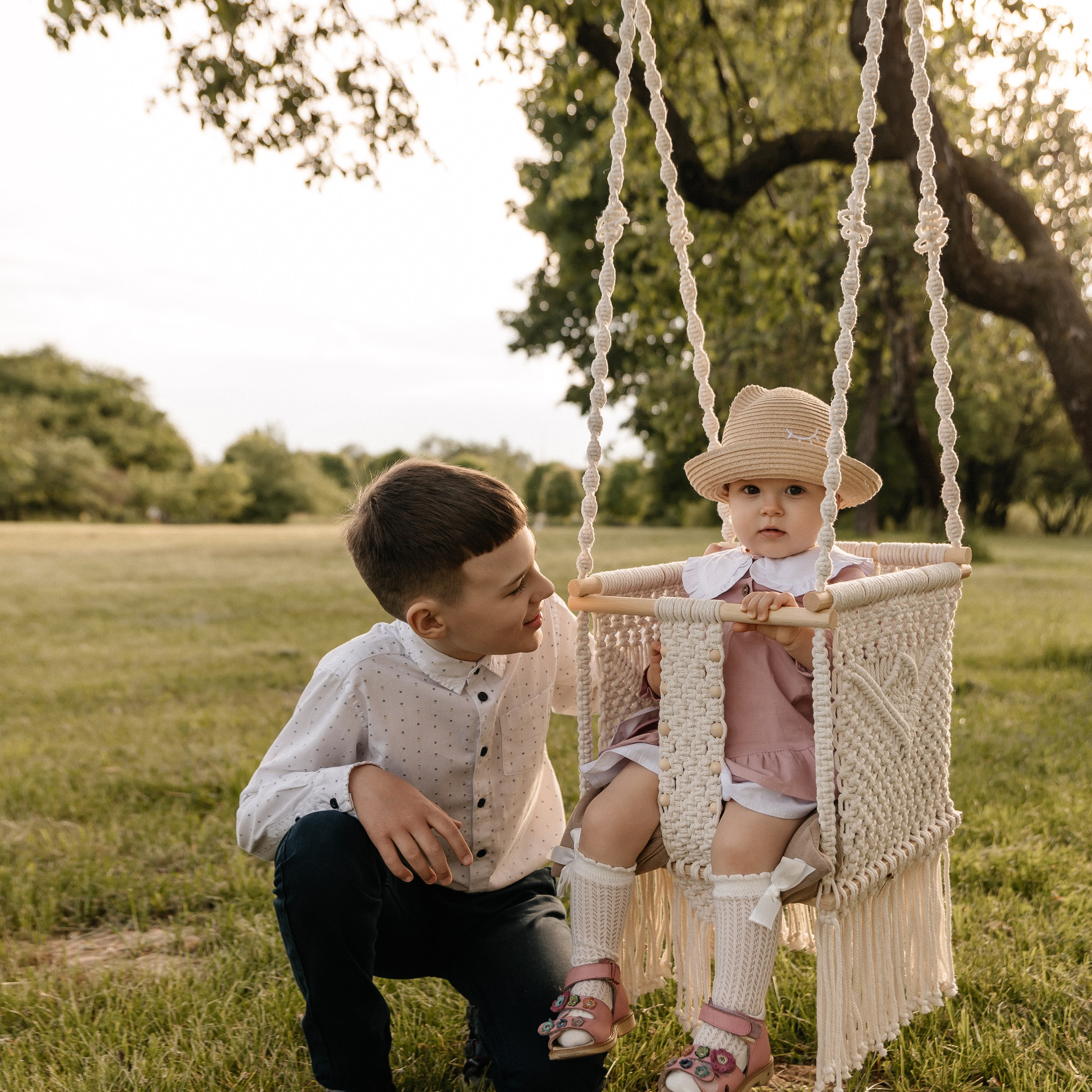 Нина, Александр, Паша и Маша