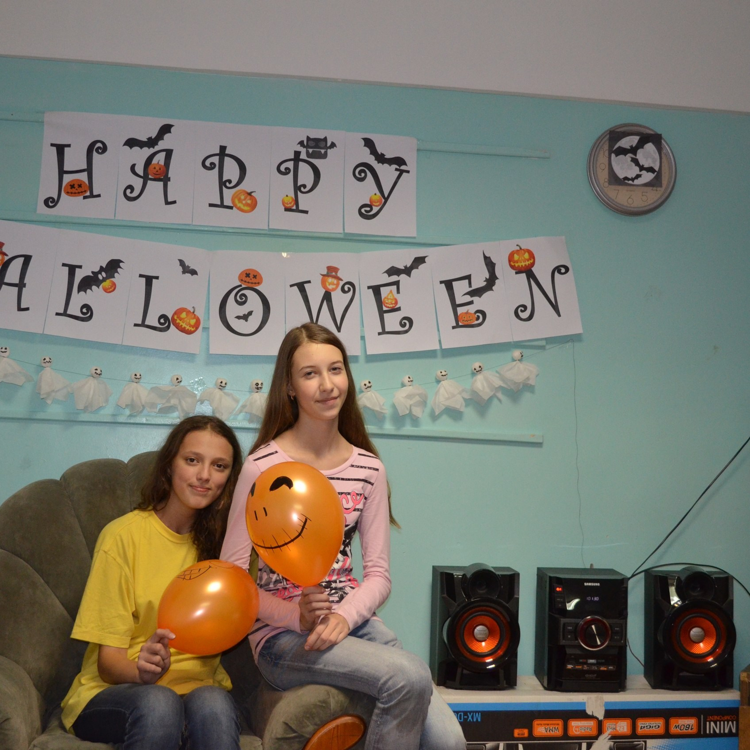 Октябрь (школа, Перси, Гренада)