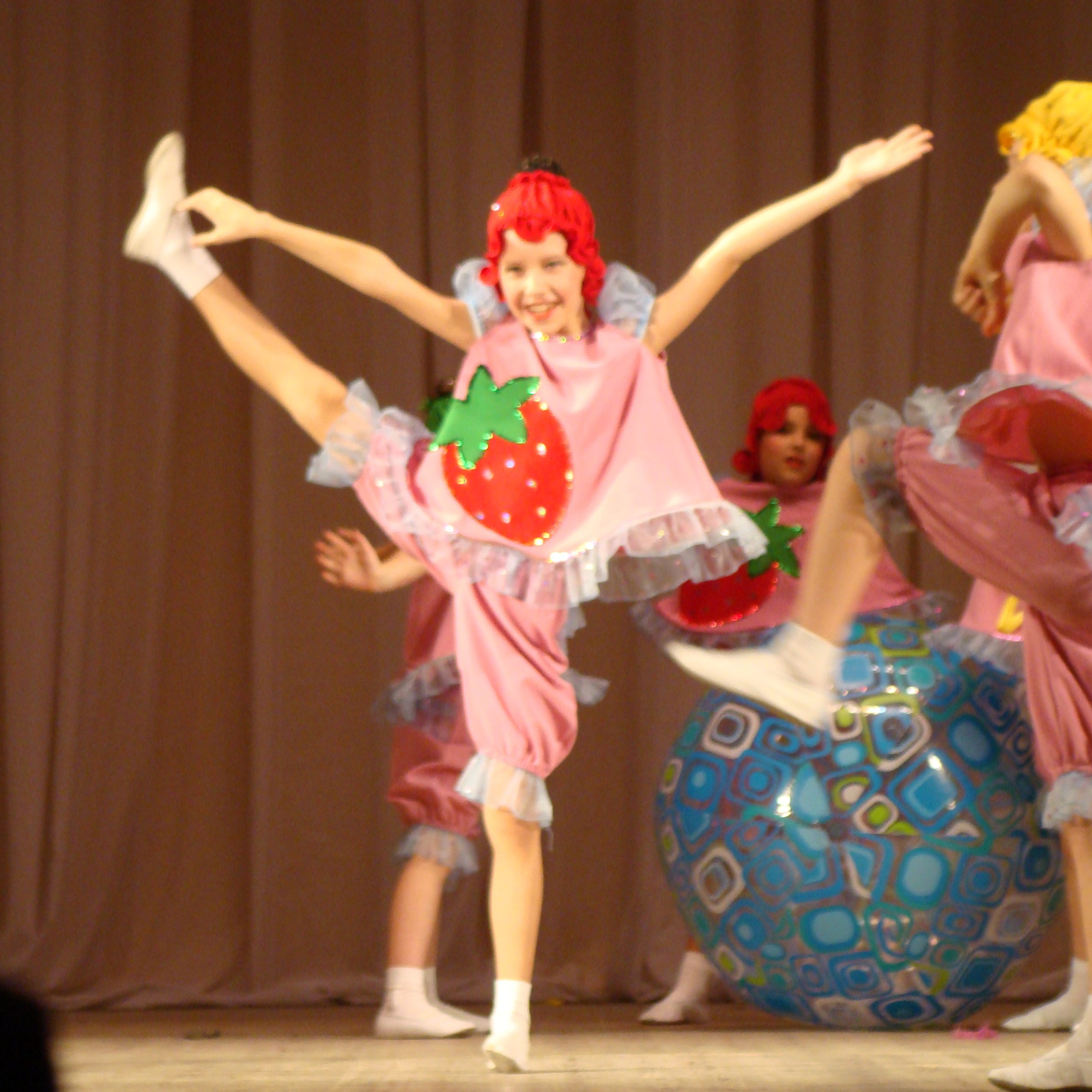 Танцы конкурс Годенко 04.11.2008