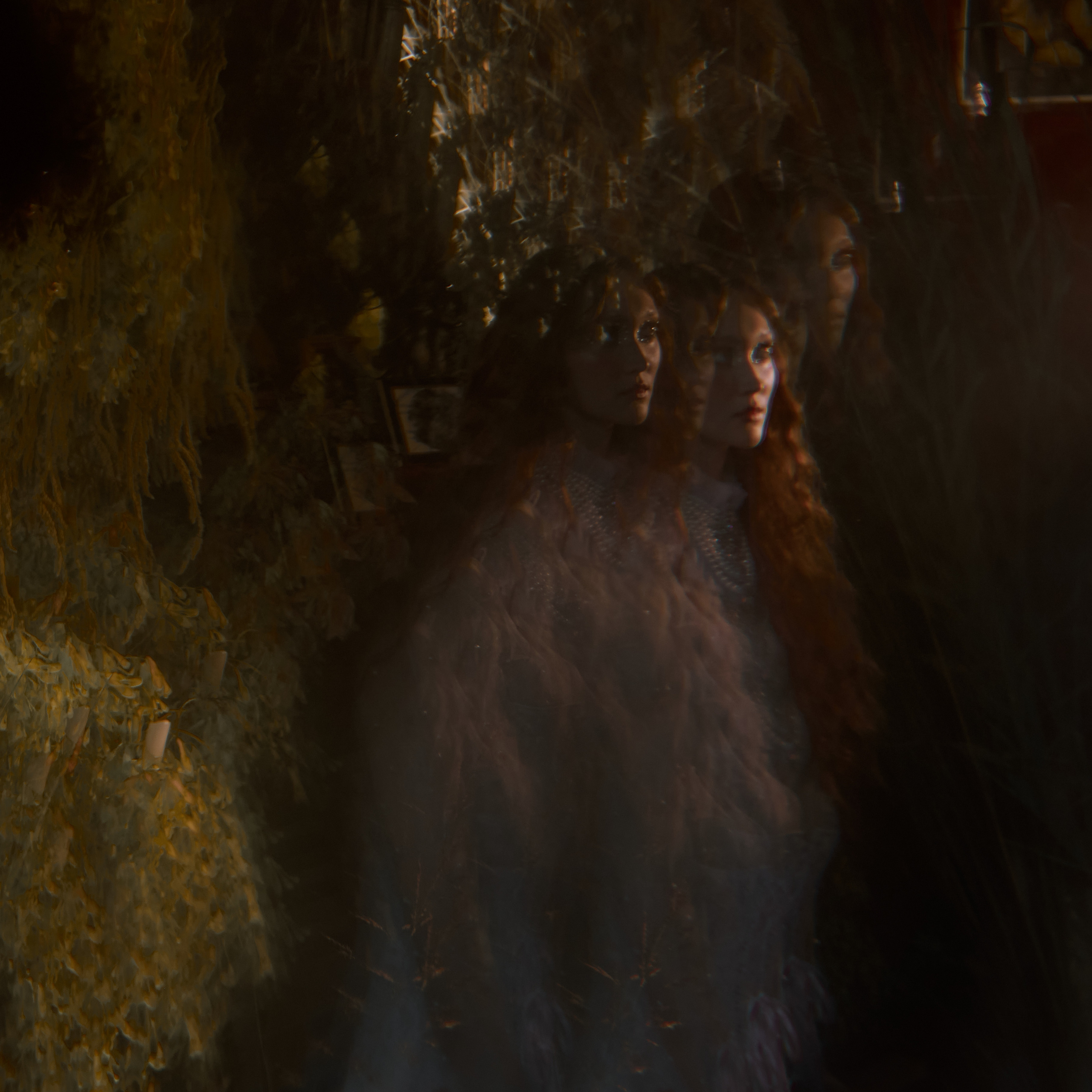 Багровый пик