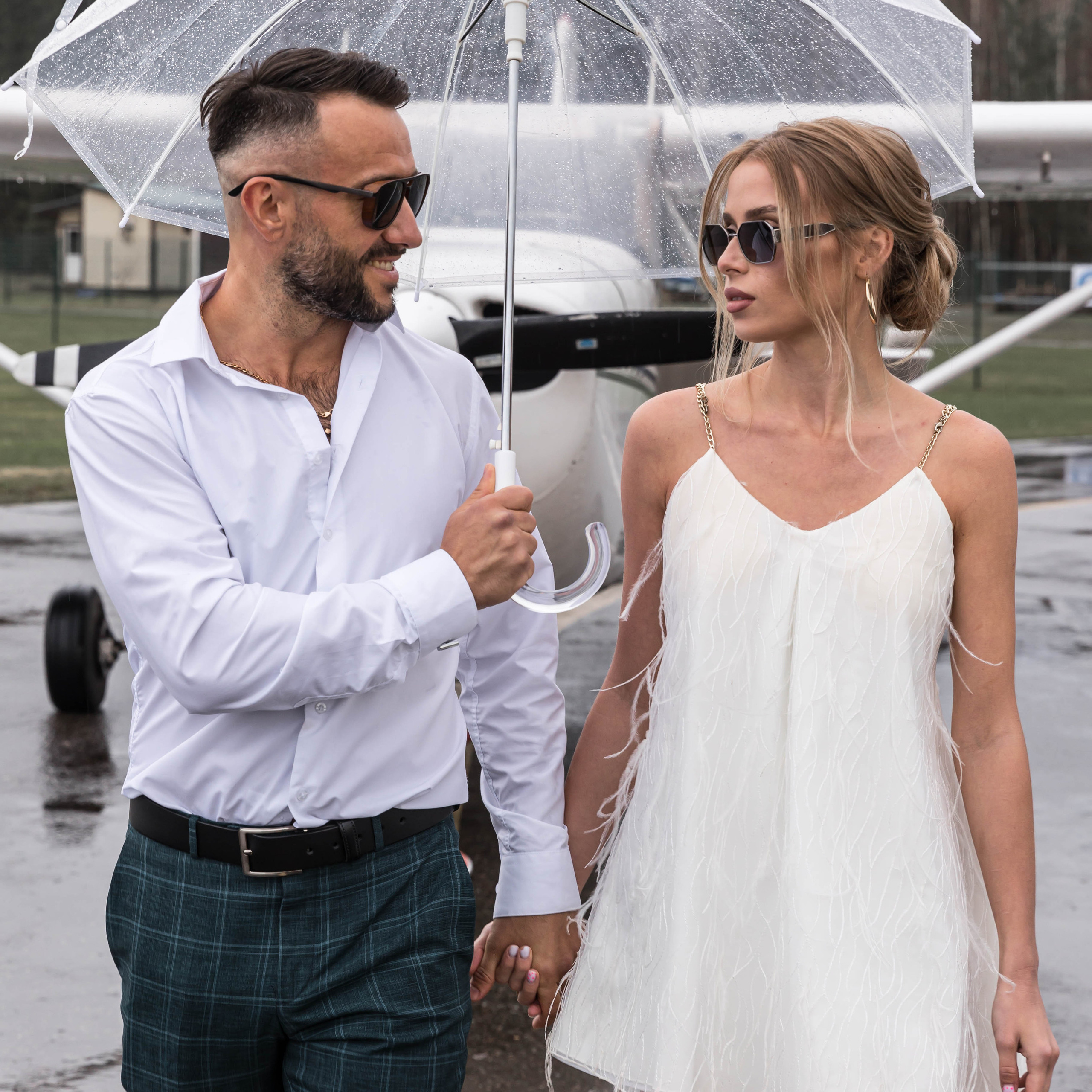 Аэродром. Роман и Виктория