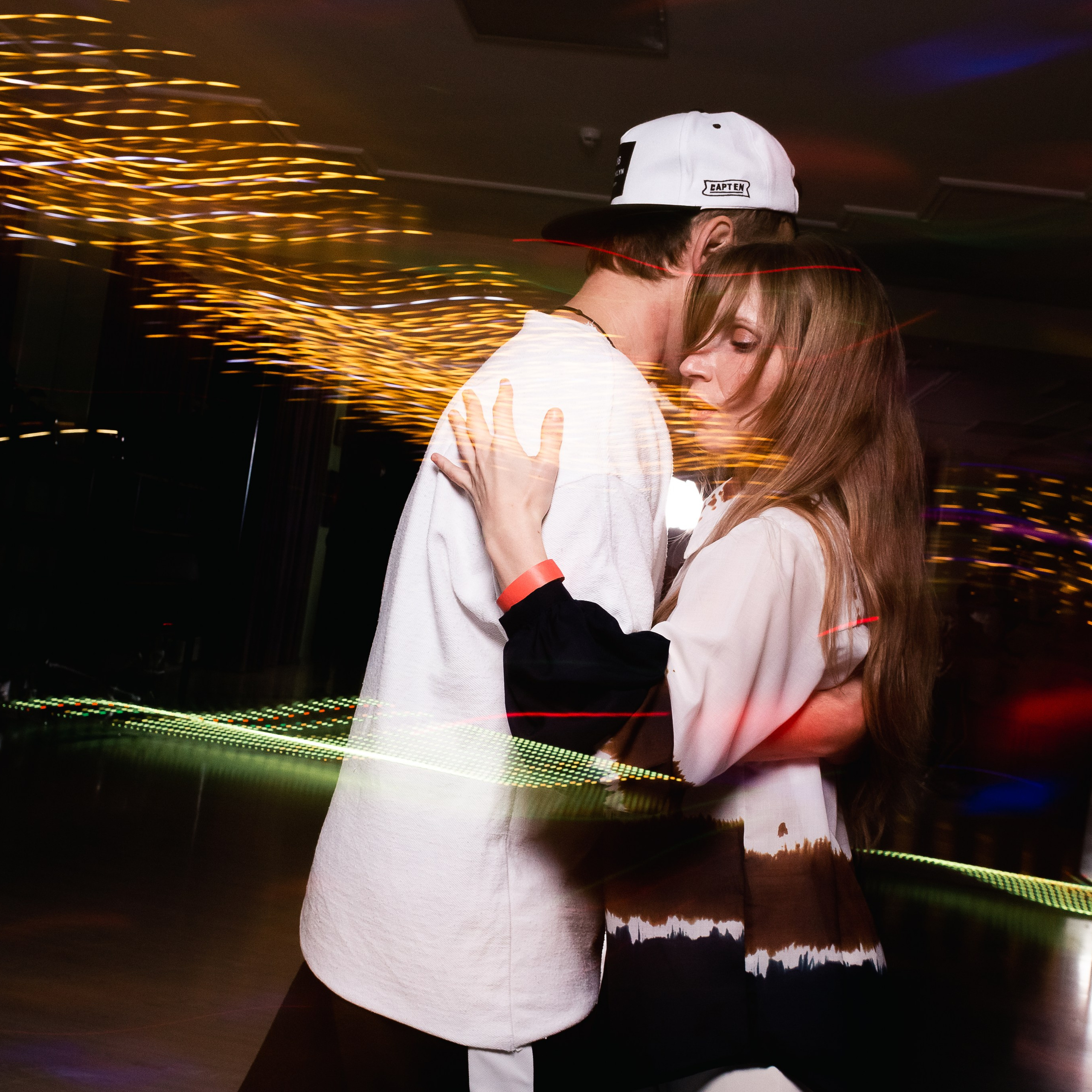 Вечеринки школы танцев Hakuna Matata