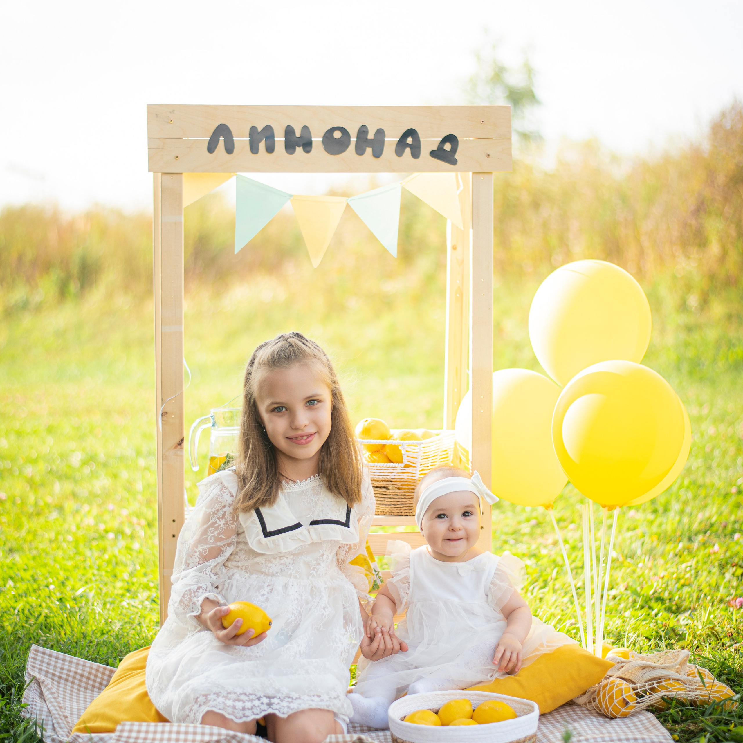 Вика и Варя