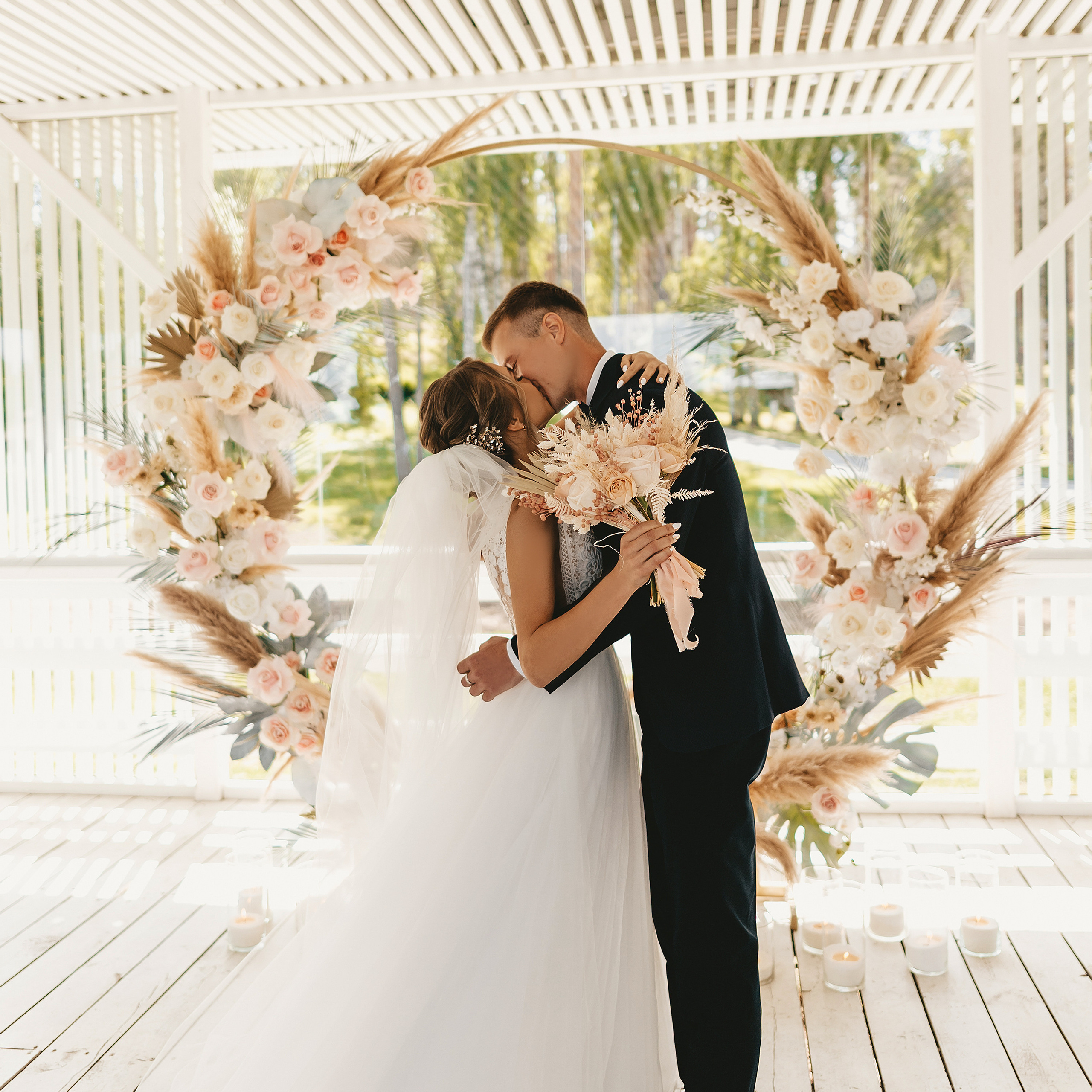 Мир на двоих