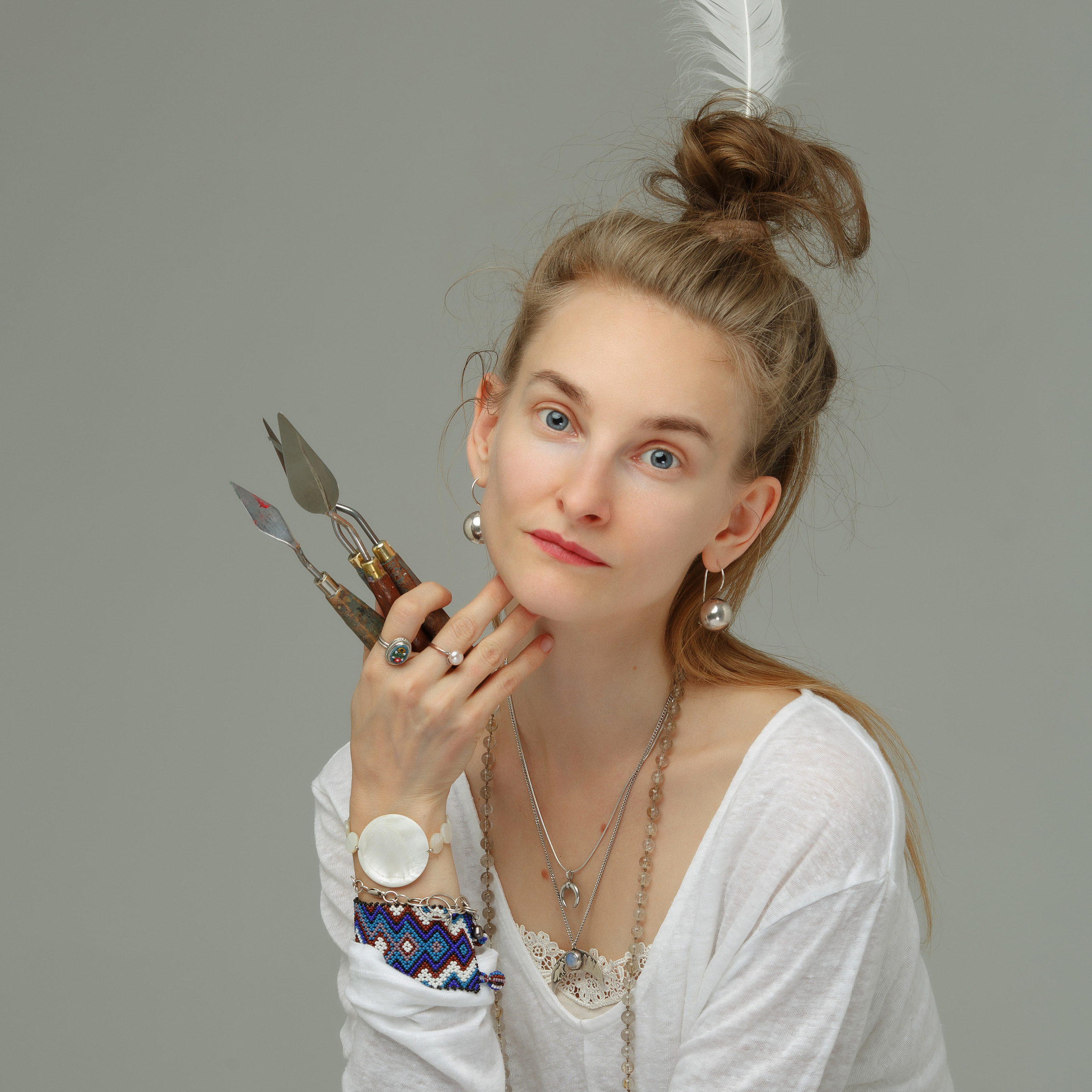 Художник и писатель Анна Огуй