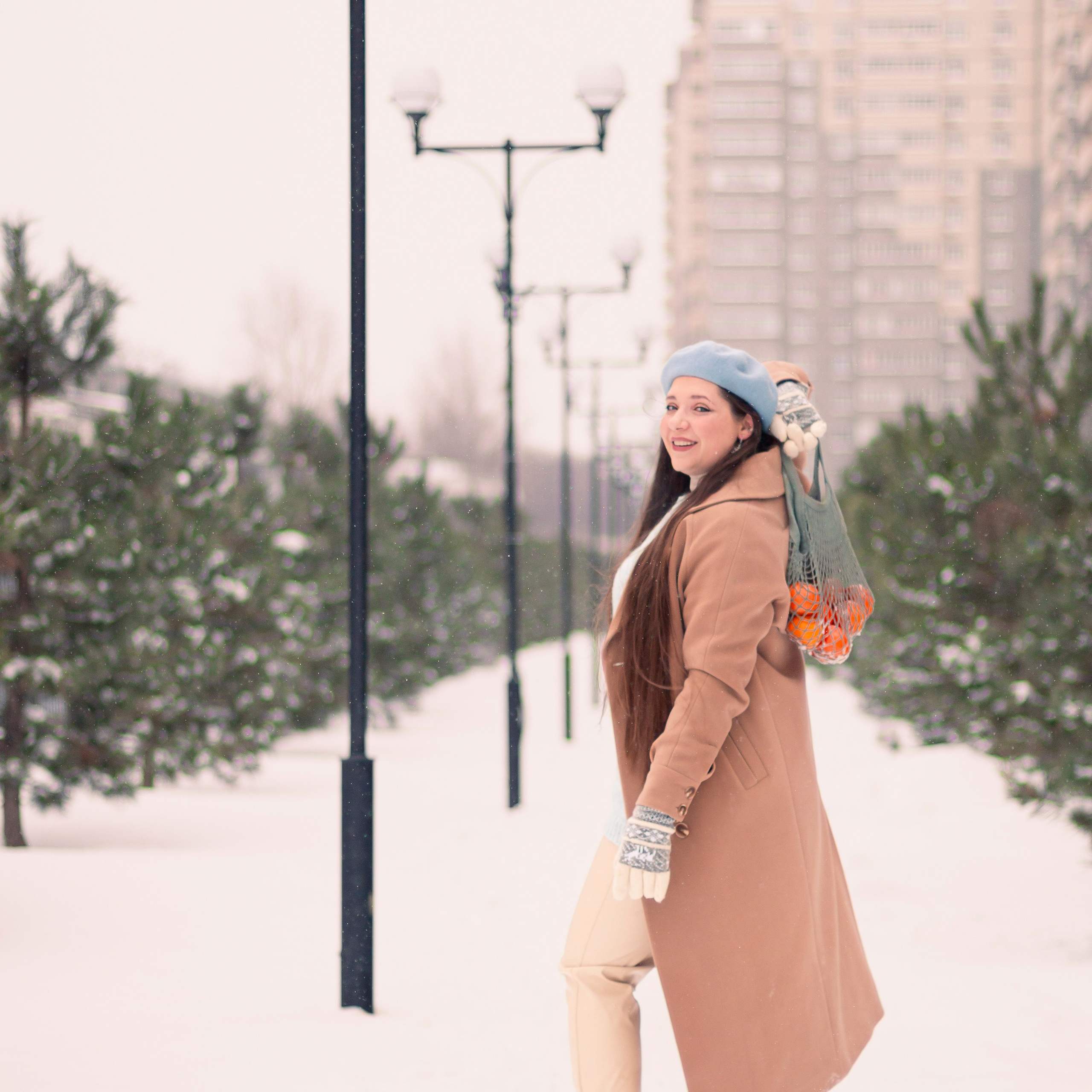 Настя. Снег, мороз и мандаринки