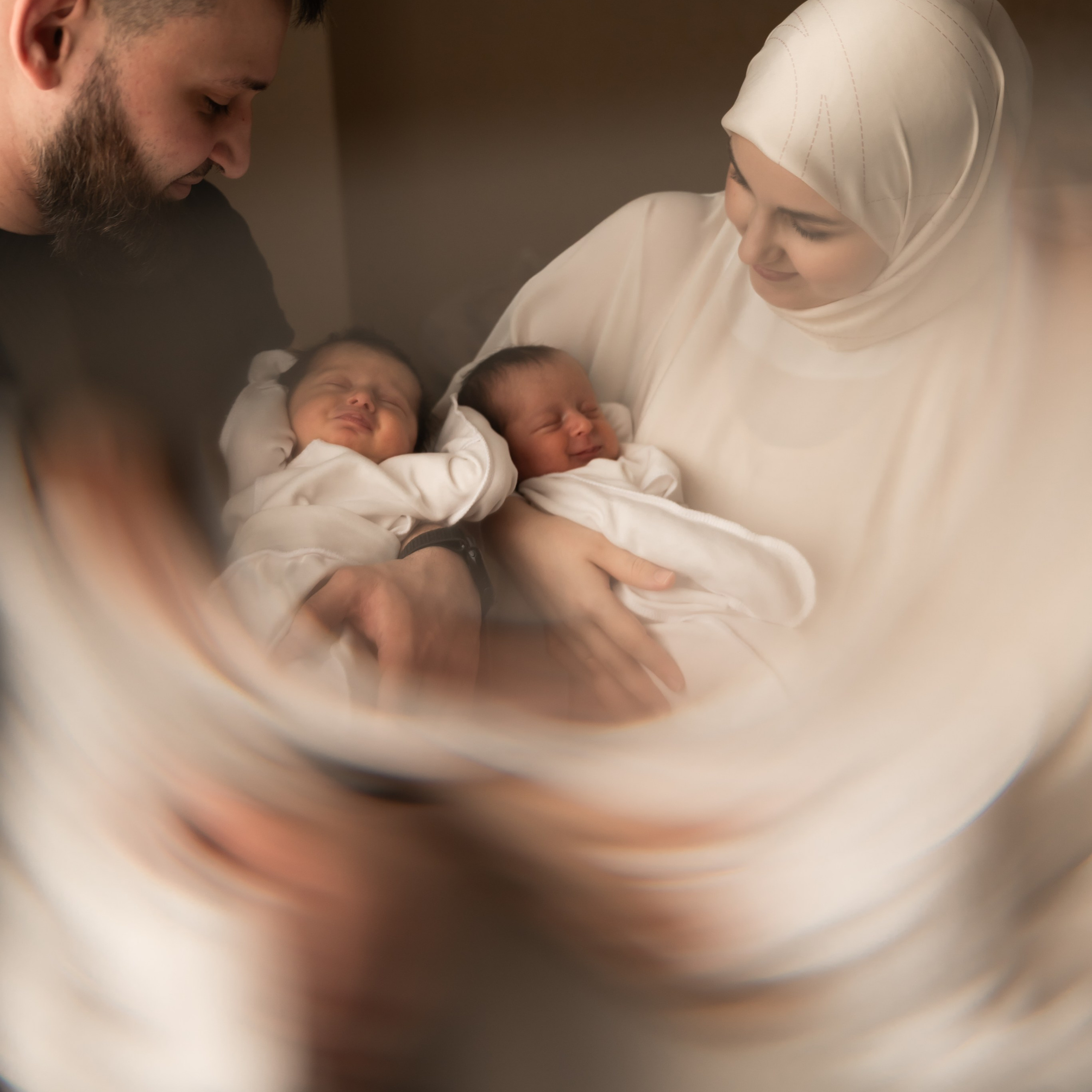 NEWBORN ДВОЙНЯШКИ