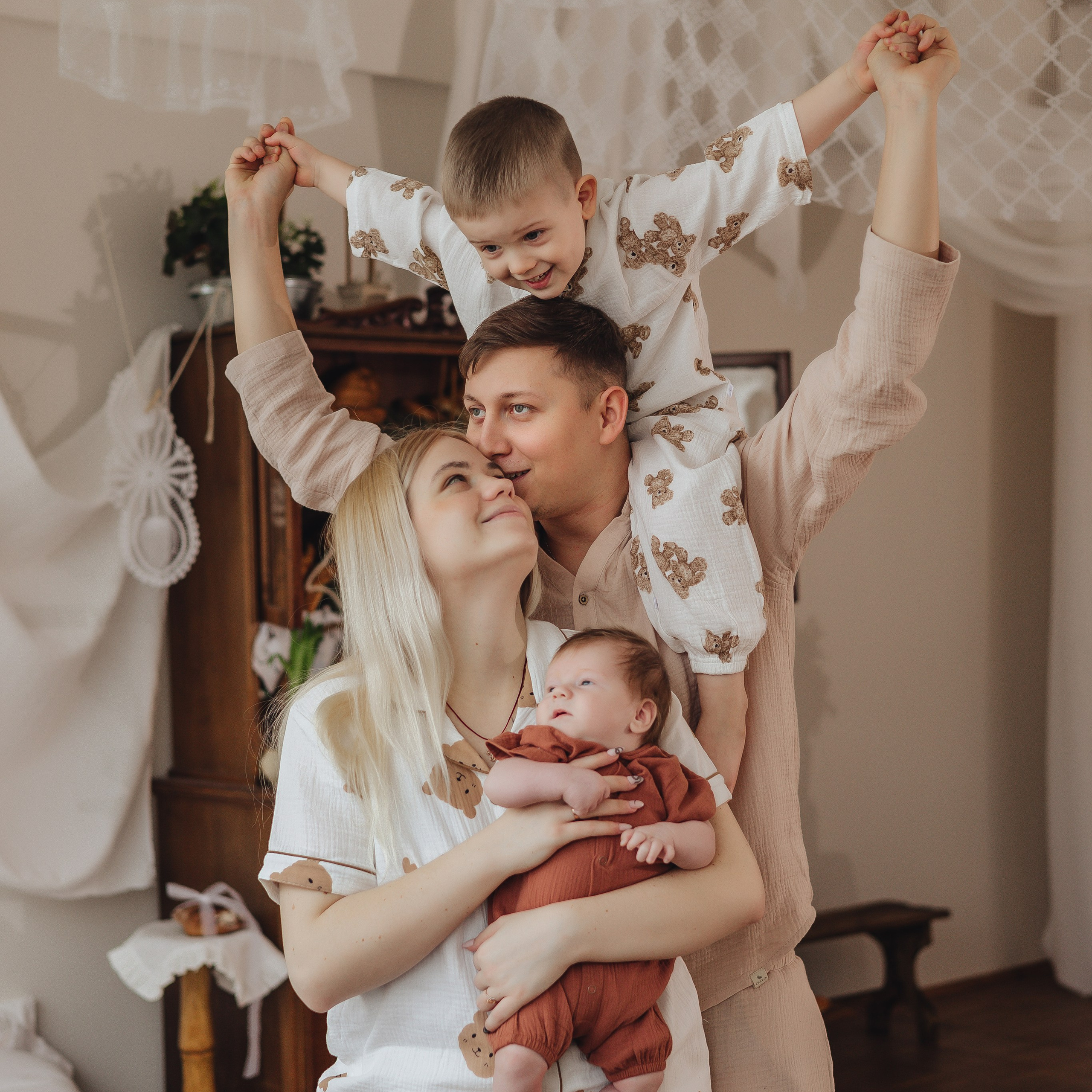 Прибавление в семье. Студия