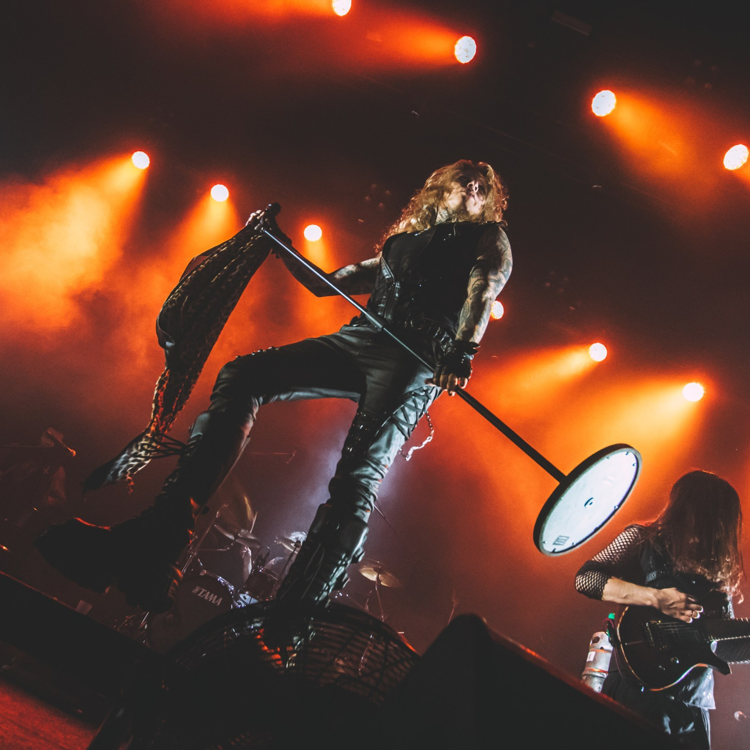 NEVERLOVE | BASE club