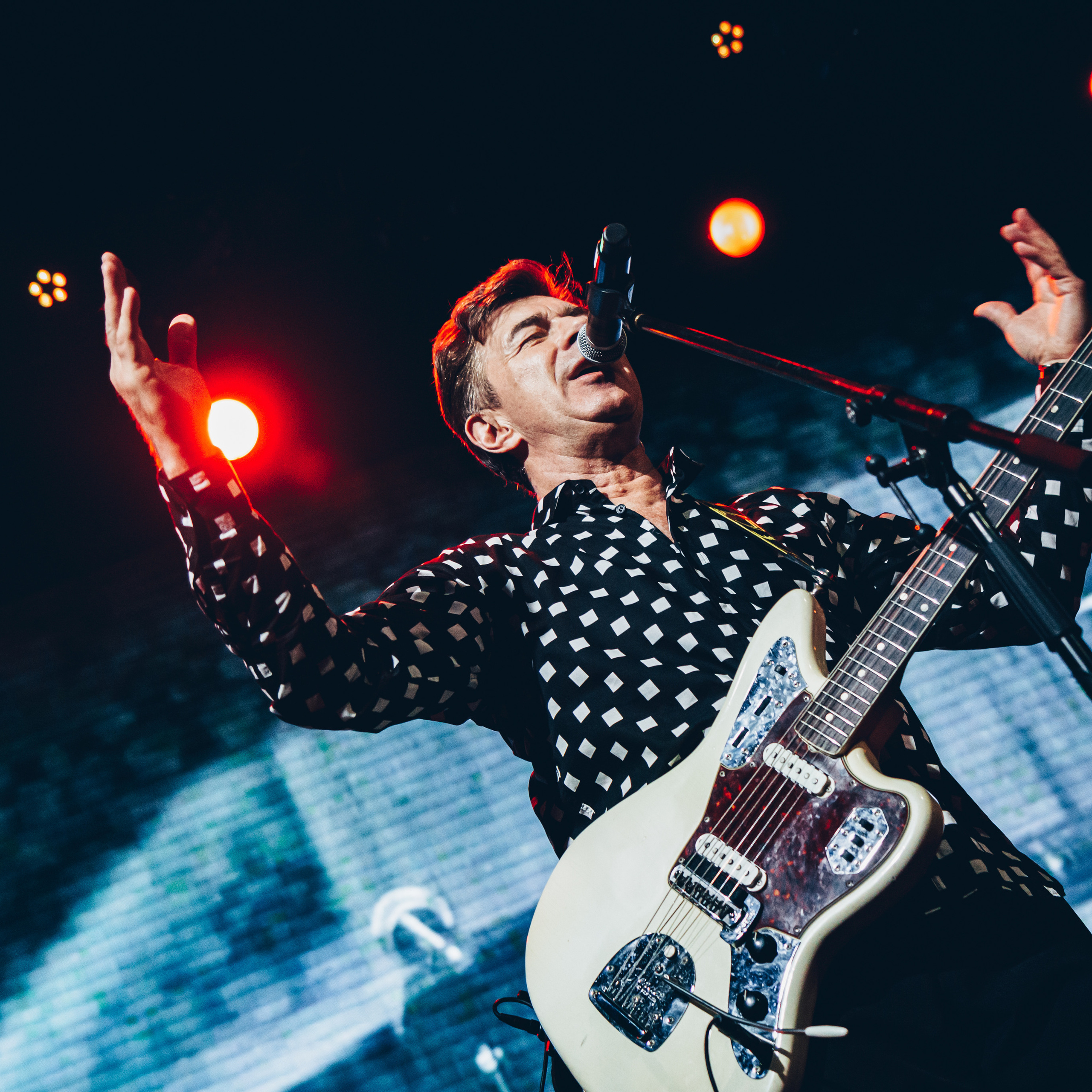 Валерий Сюткин | BASE club