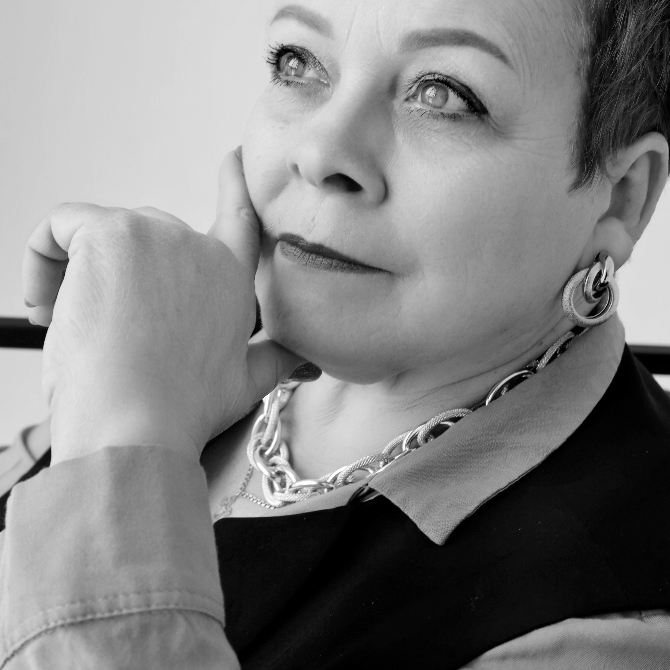 Портретный фотограф