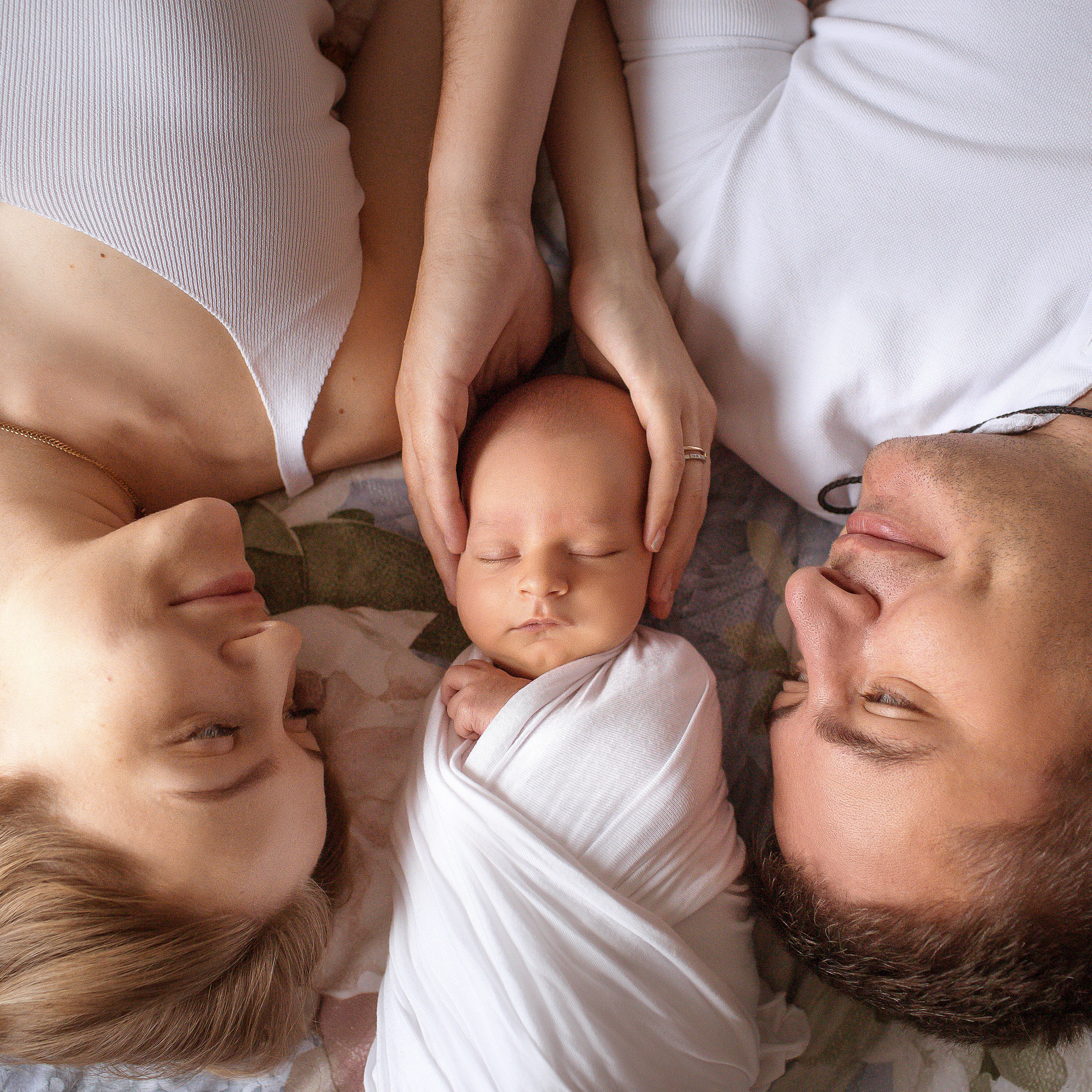 Семейные кадры. Фотограф новорожденных Ростов-на-Дону Яна Рутта