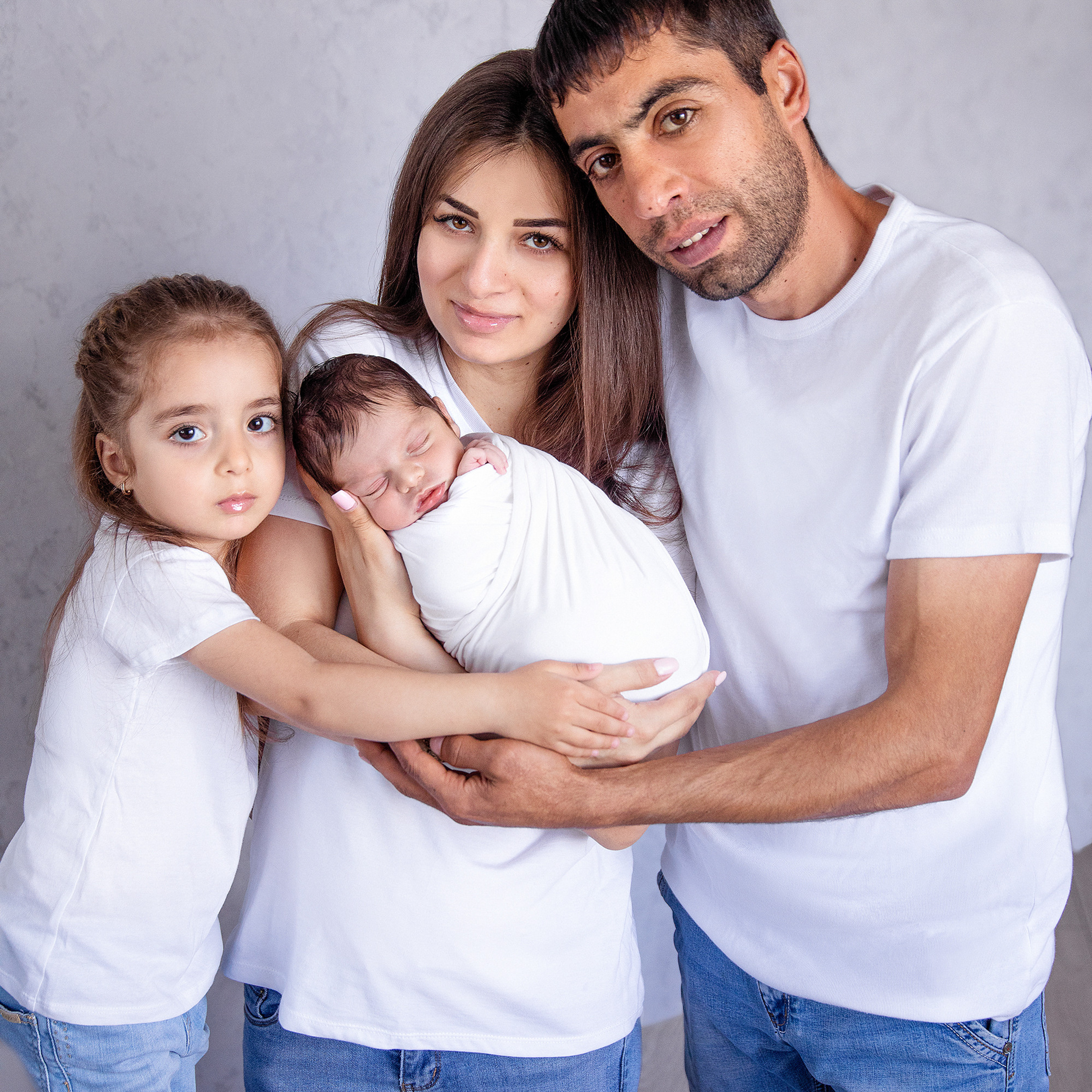 Семейные кадры. Фотограф новорожденных Ростов-на-Дону Яна Рутта