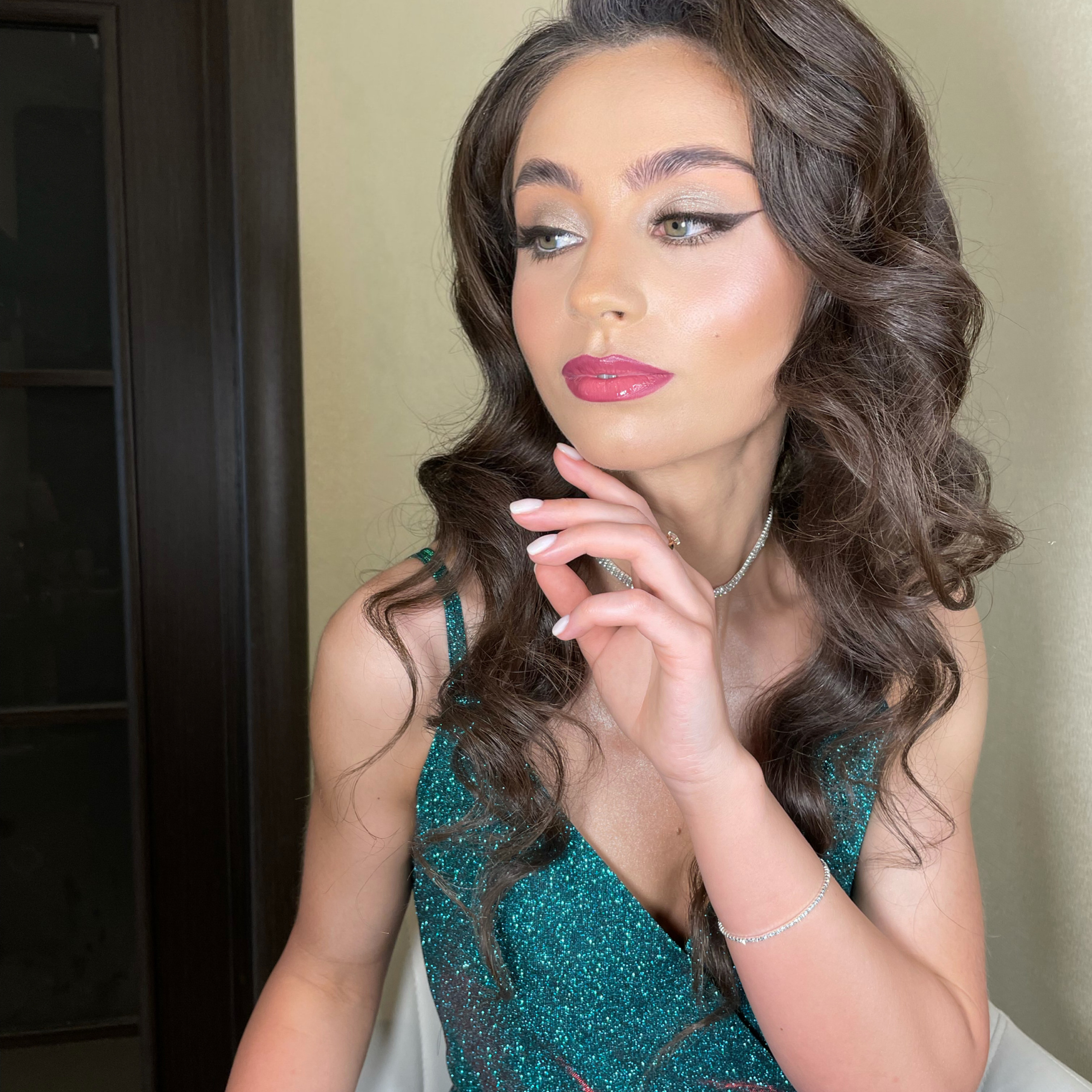 Отзывы. Визажист и стилист по причёскам метро Семёновская Москва и МО