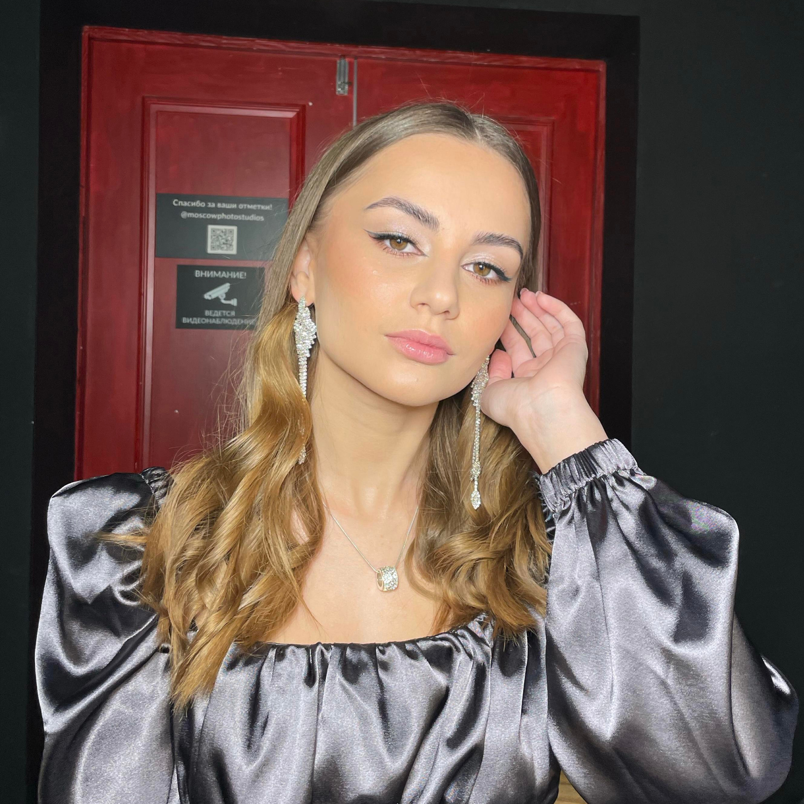 Отзывы. Визажист и стилист по причёскам метро Семёновская Москва и МО