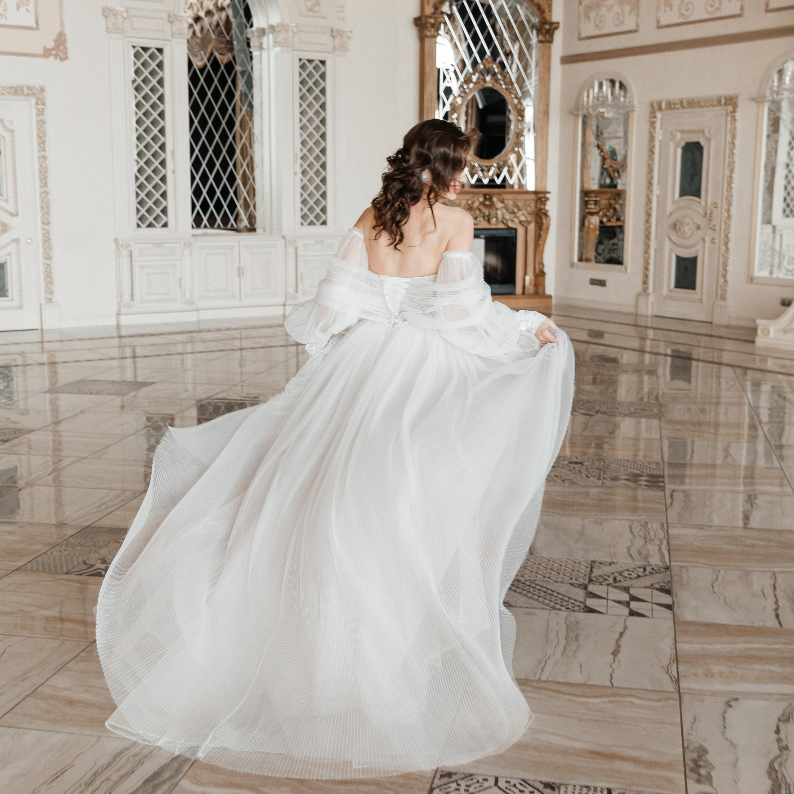 Александр и  Виктория